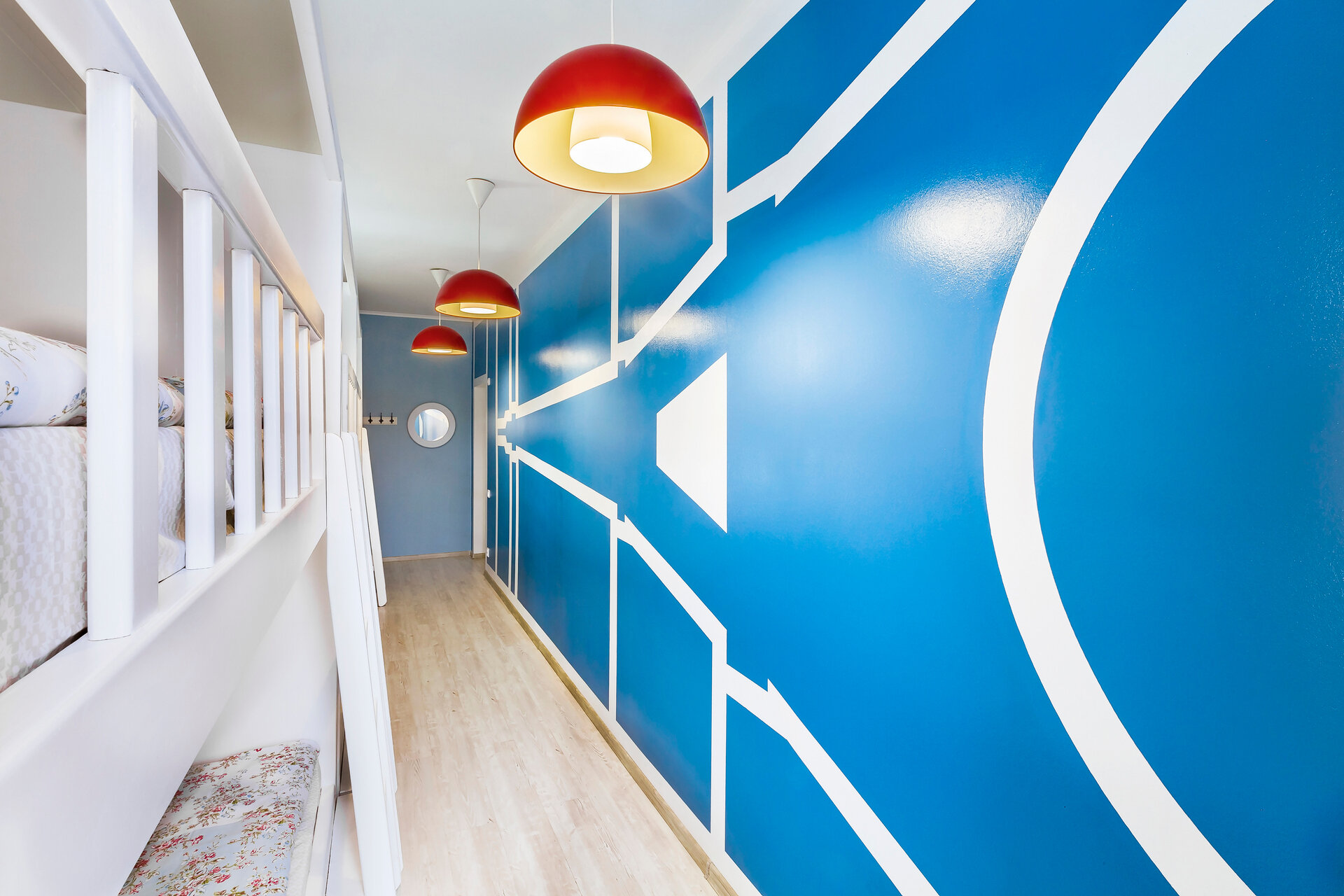 Общий номер для женщин с 6 кроватями