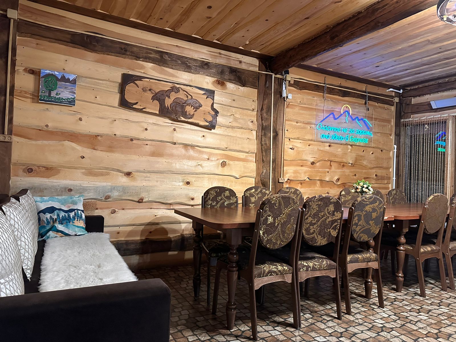 Коттедж с видом на лес