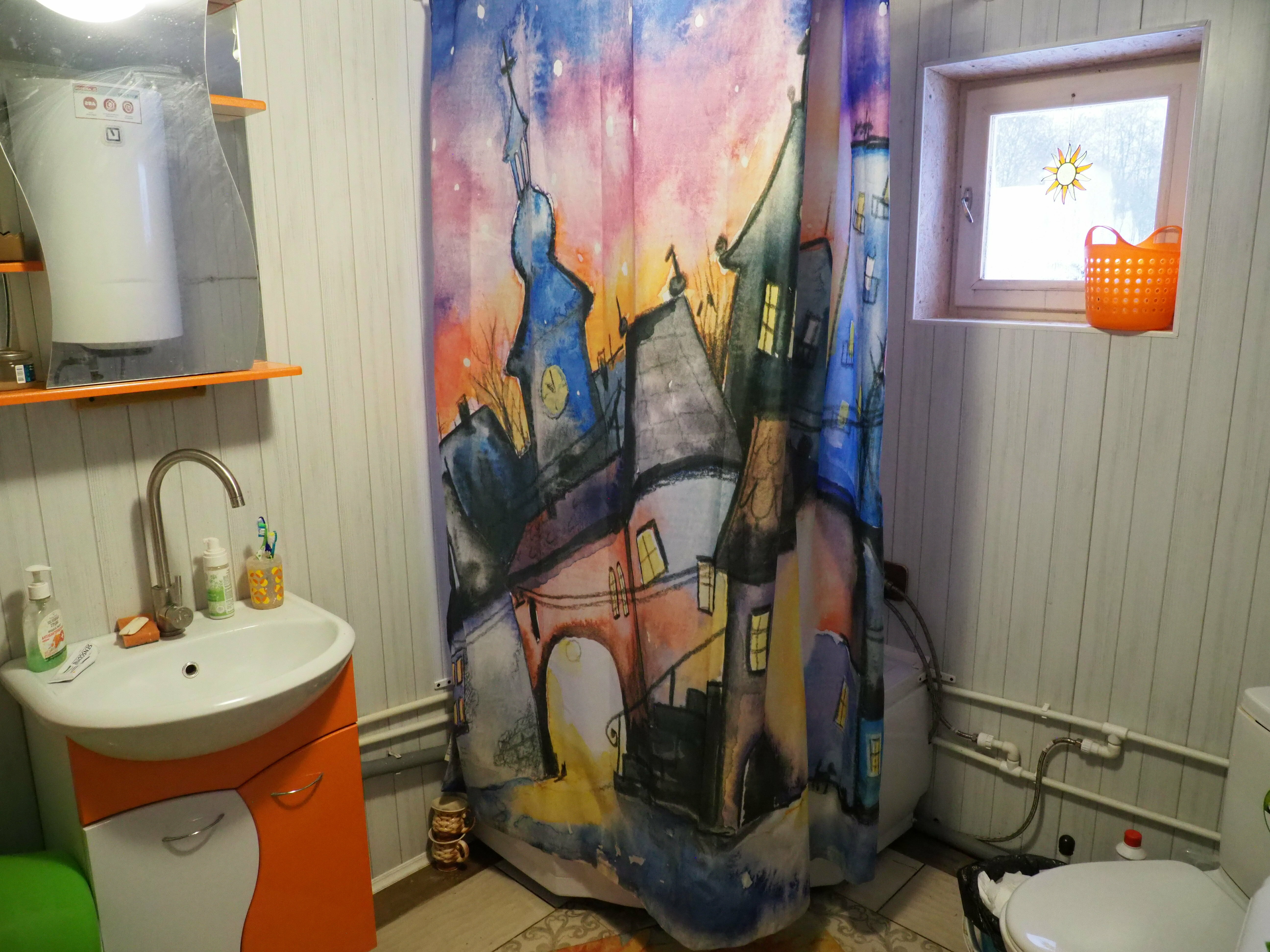 Cемейный номер с собственной ванной комнатой