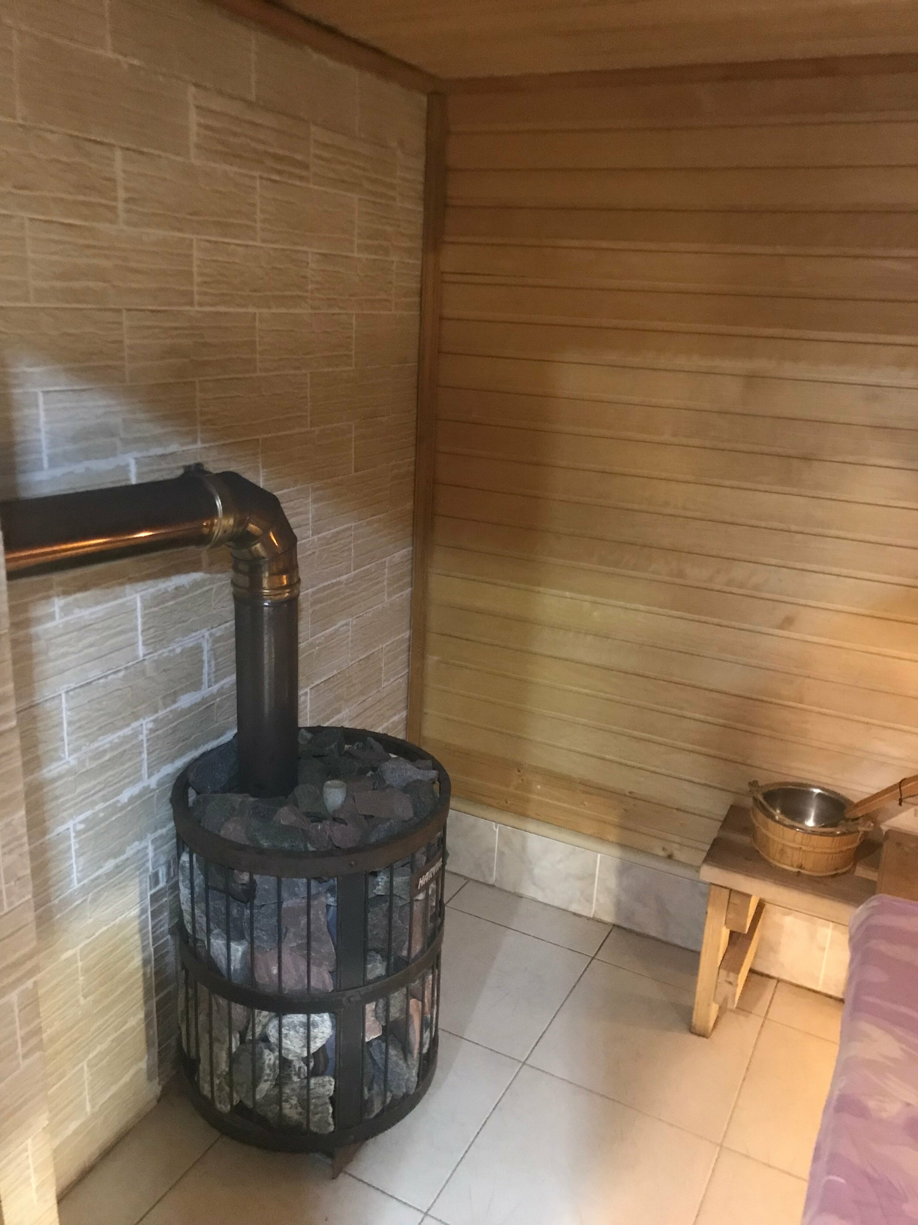 Трехместный номер с основными удобствами