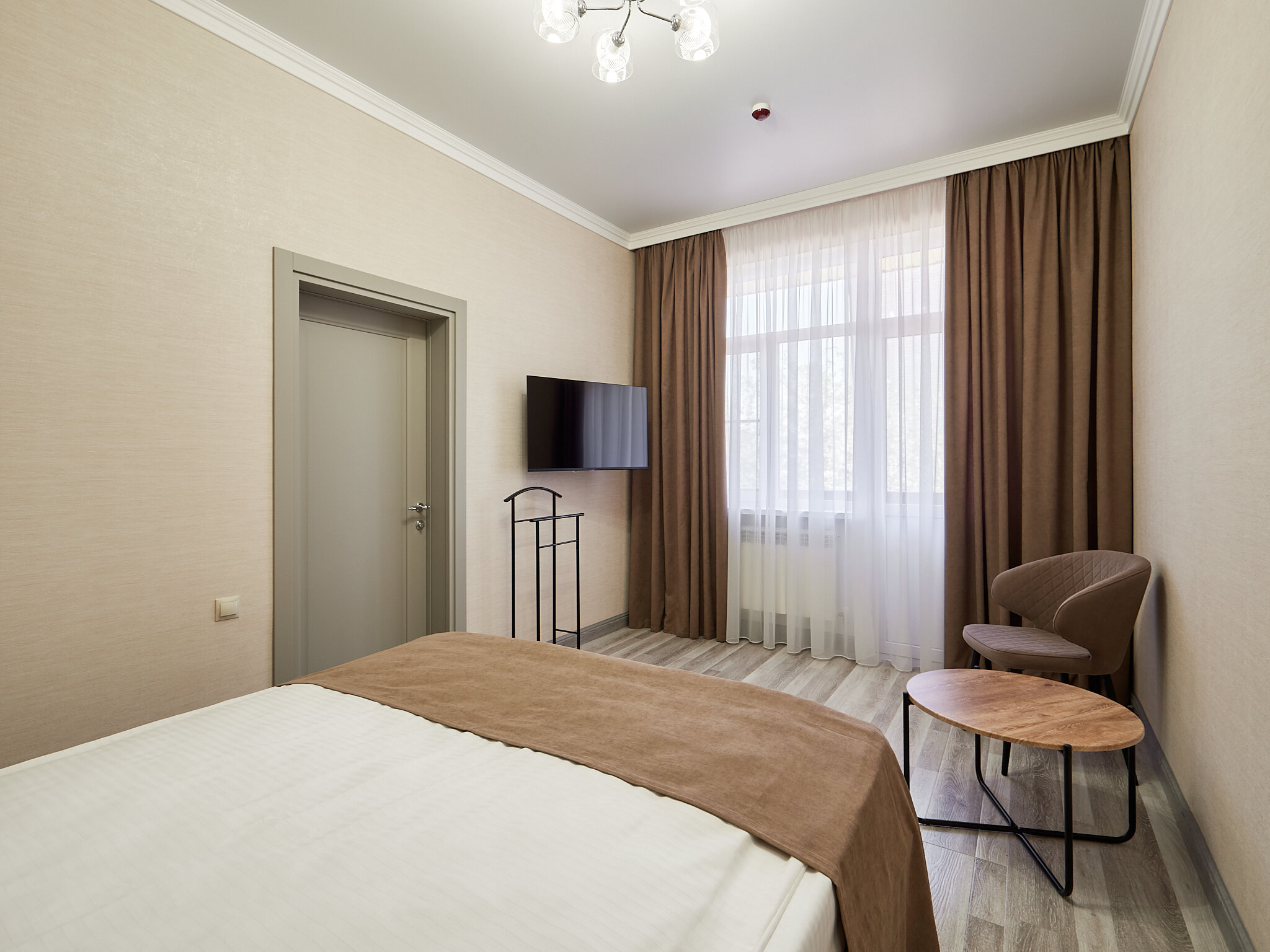 Люкс с кроватью размера «king-size» и балконом