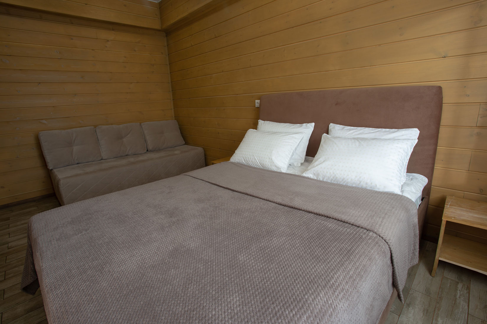 Четырехместный номер с ванной