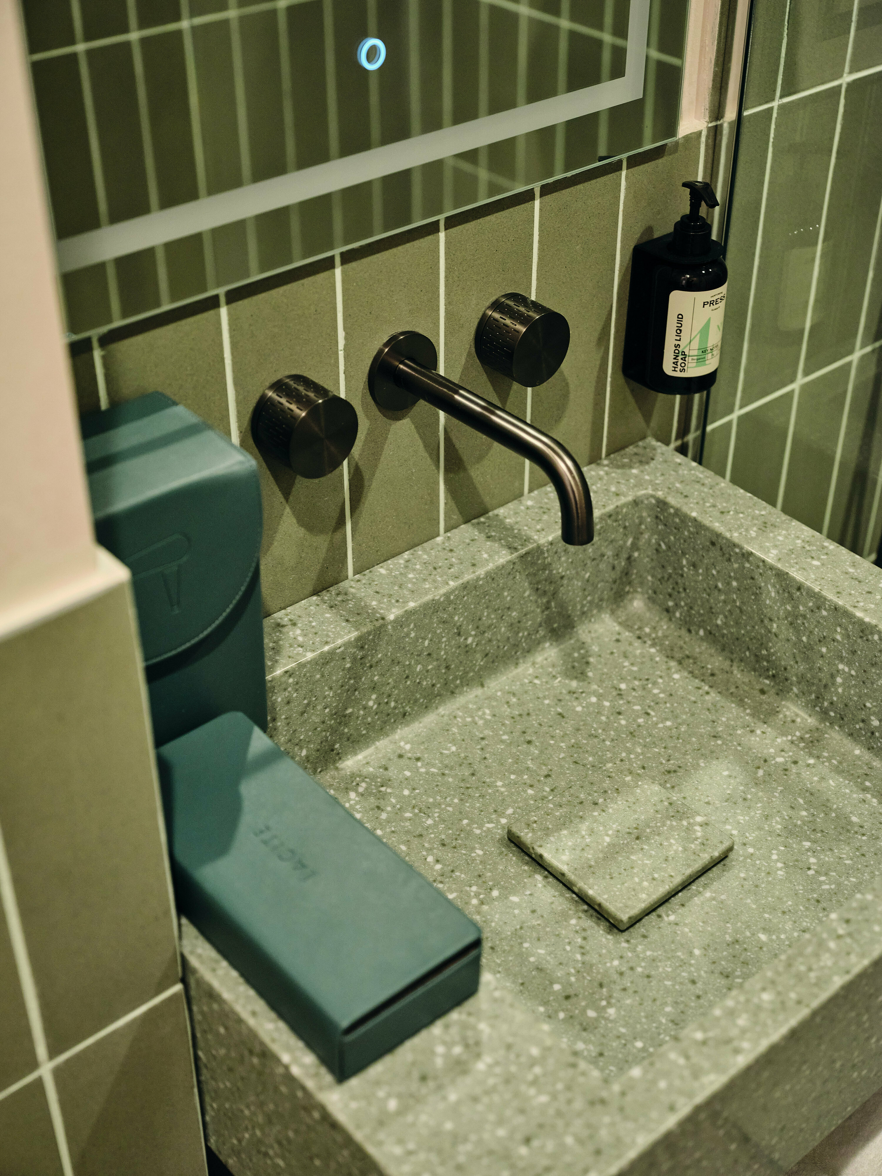 Небольшой двухместный номер с 1 кроватью