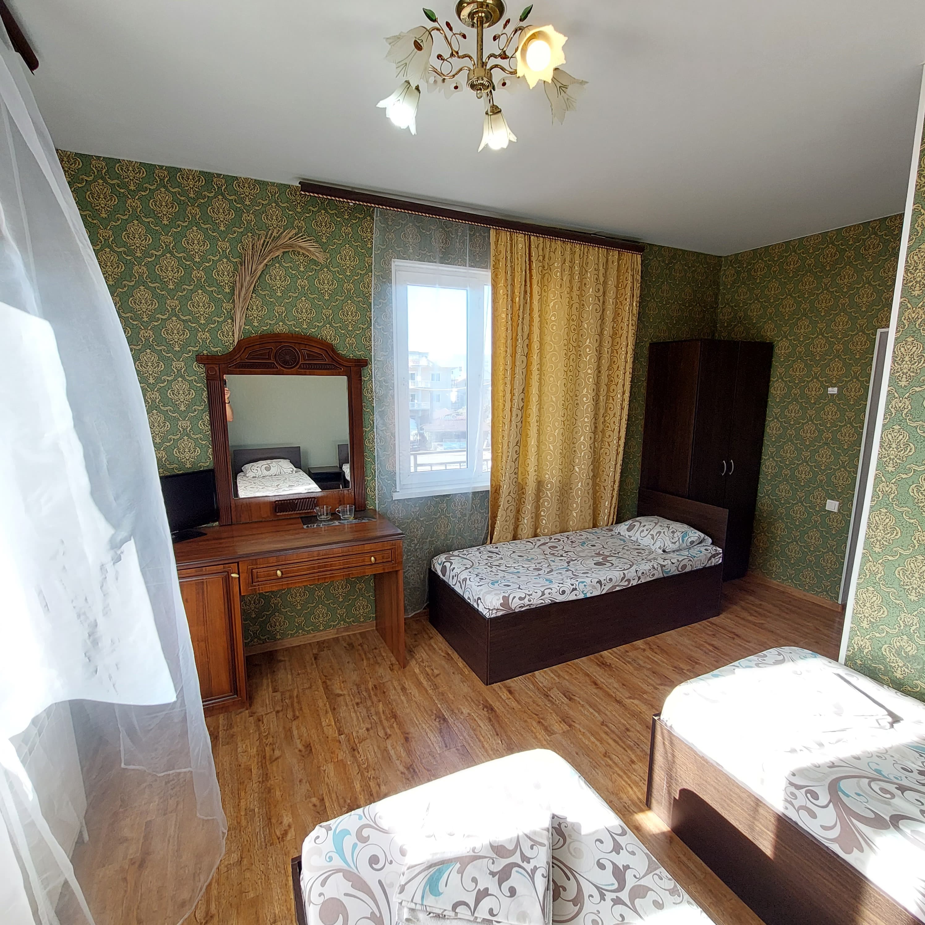 Стандартный трехместный номер