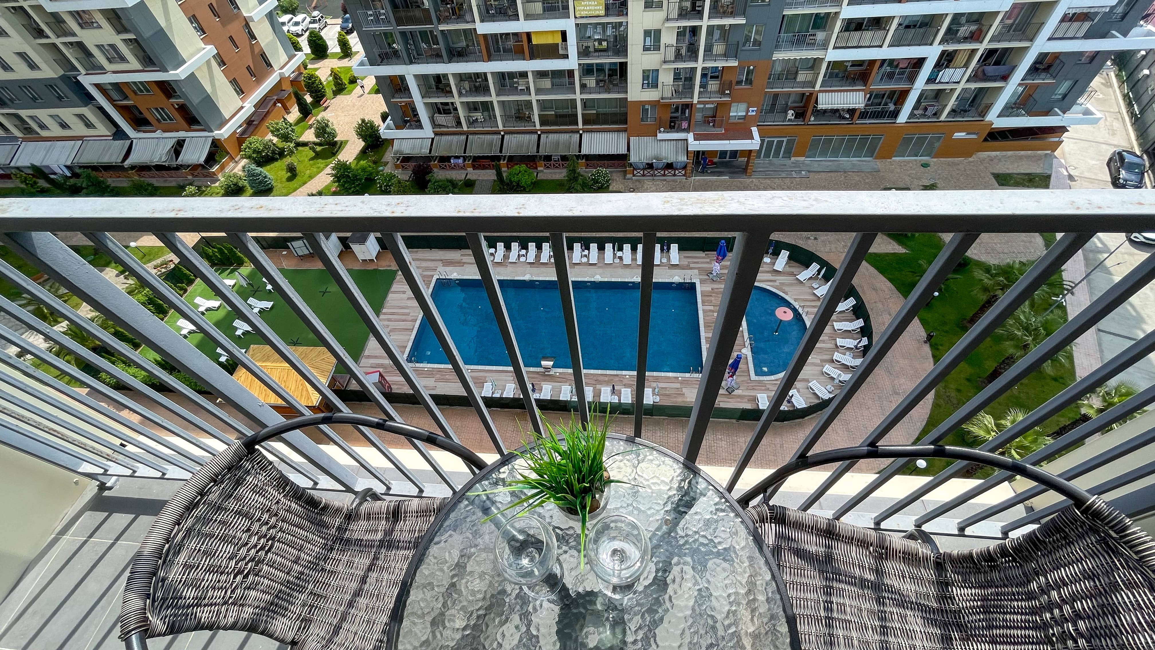 Апартаменты с балконом