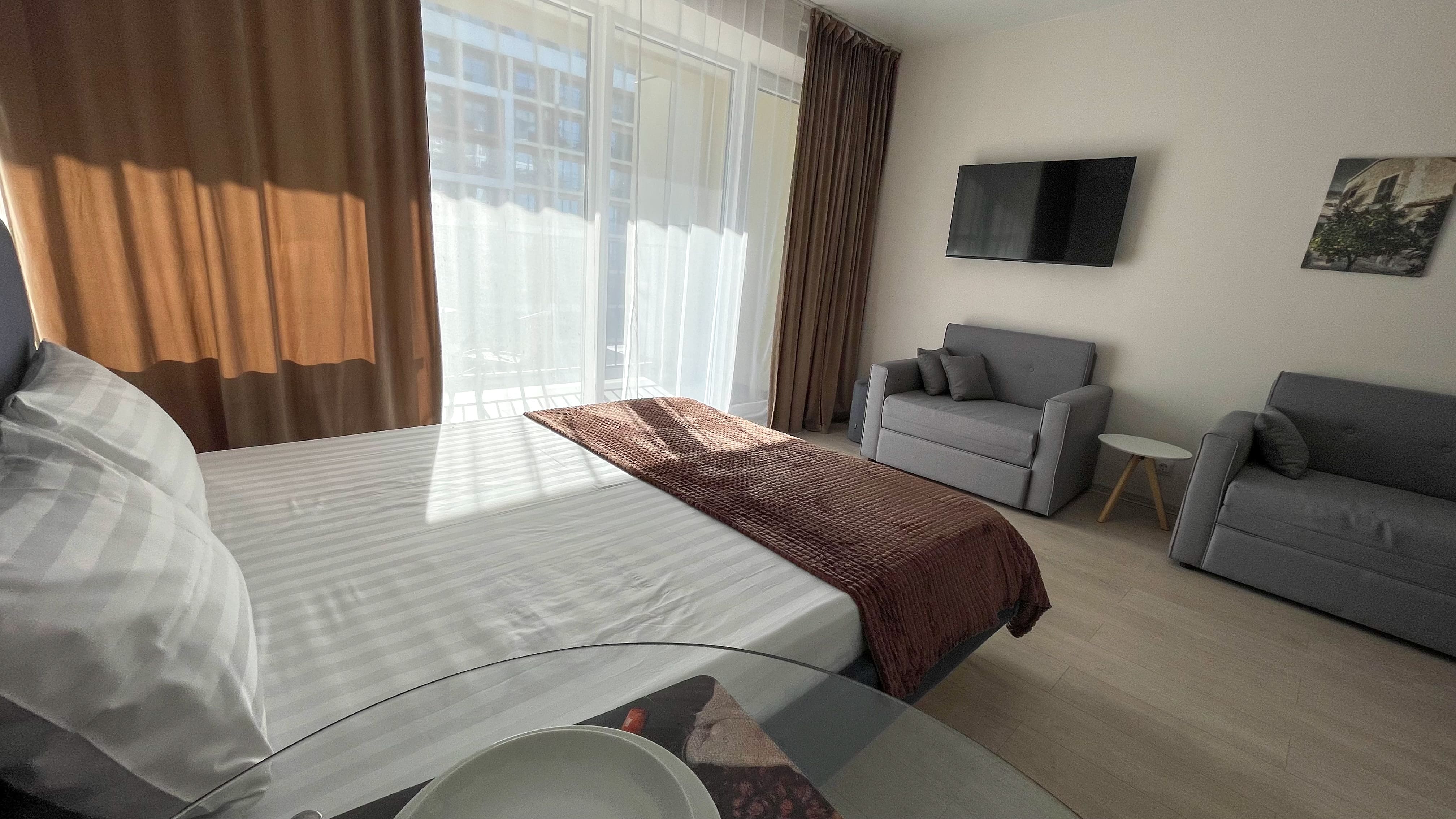 Апартаменты с балконом