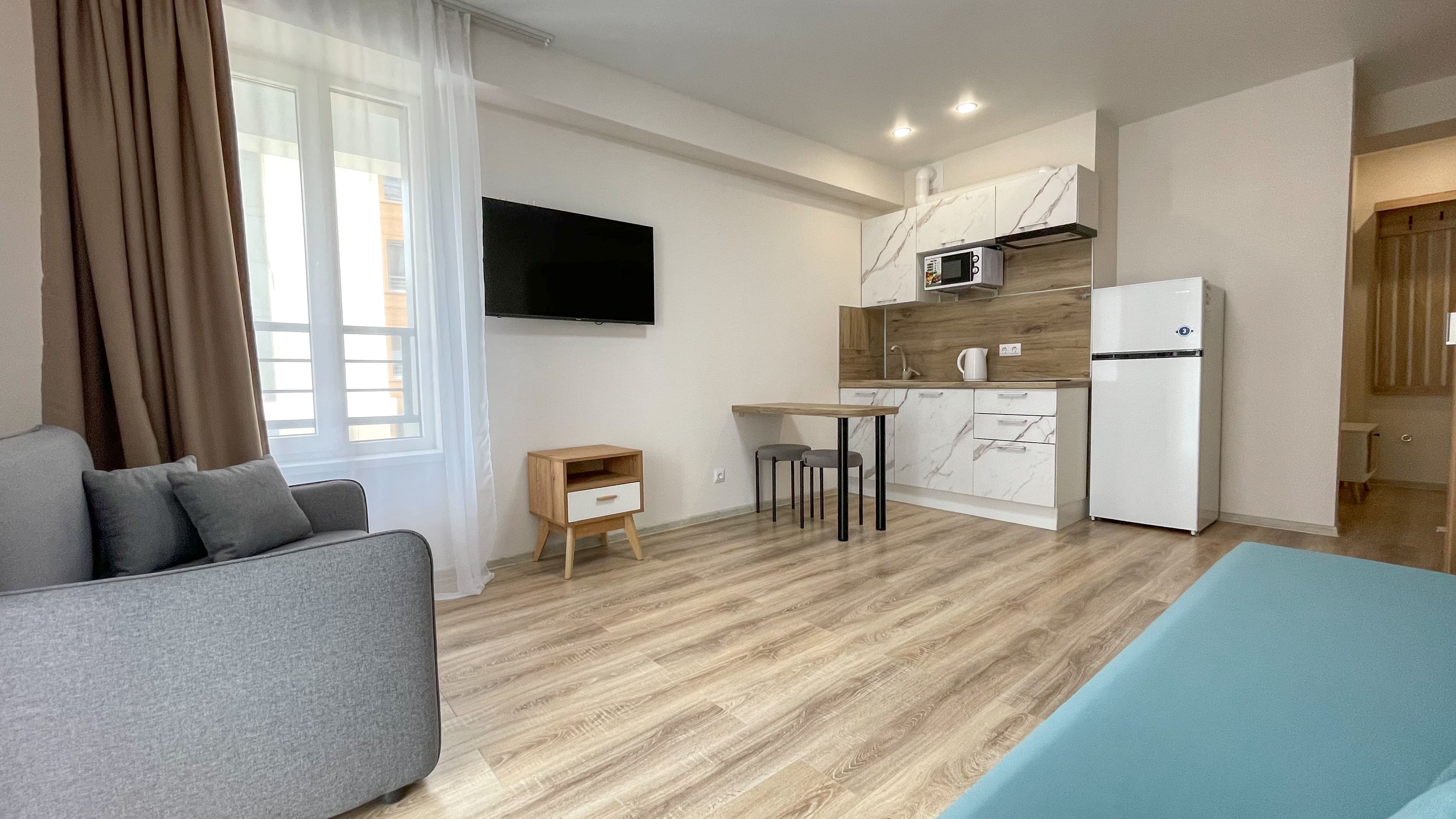 Апартаменты с балконом