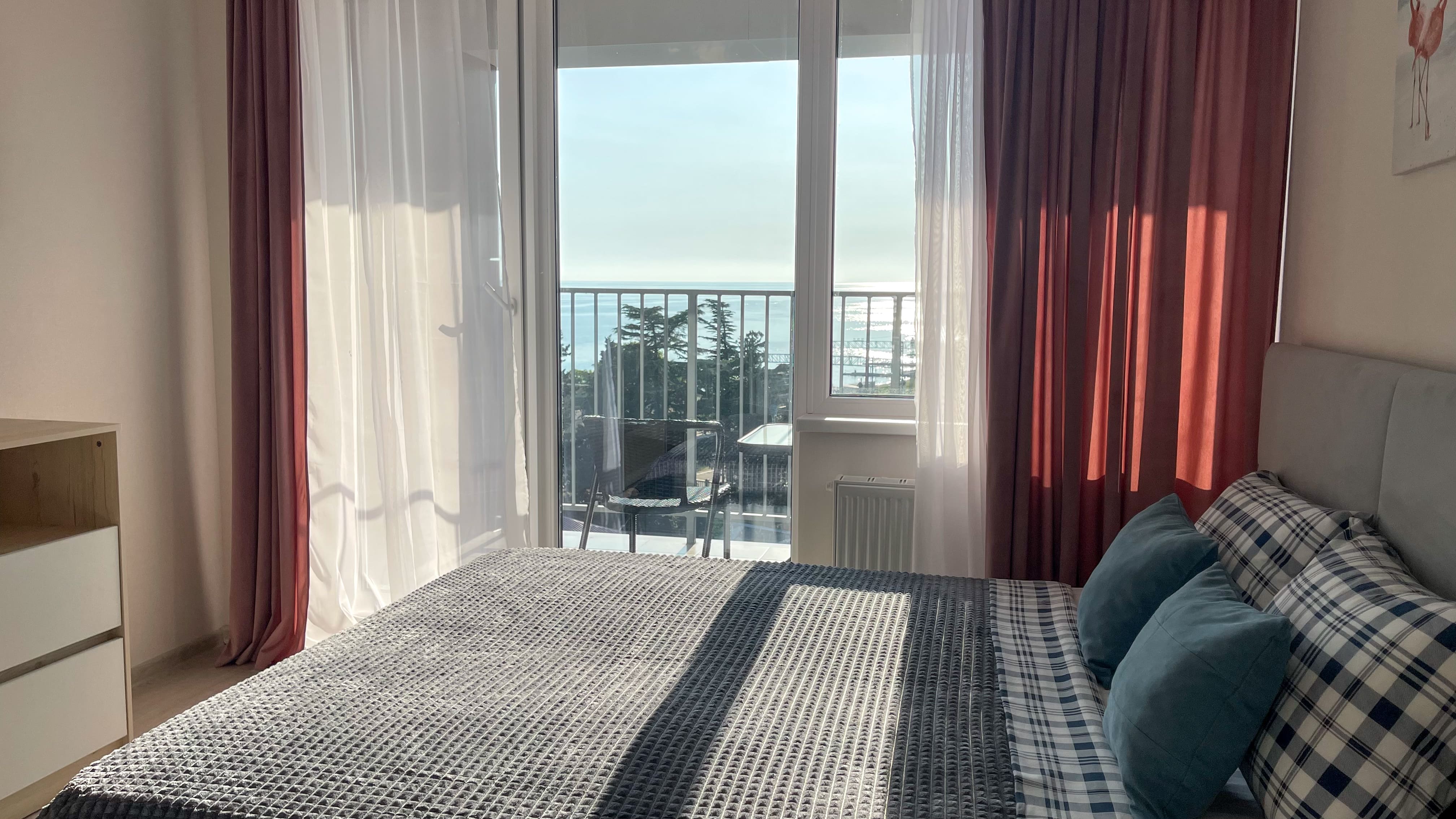 Апартаменты с балконом