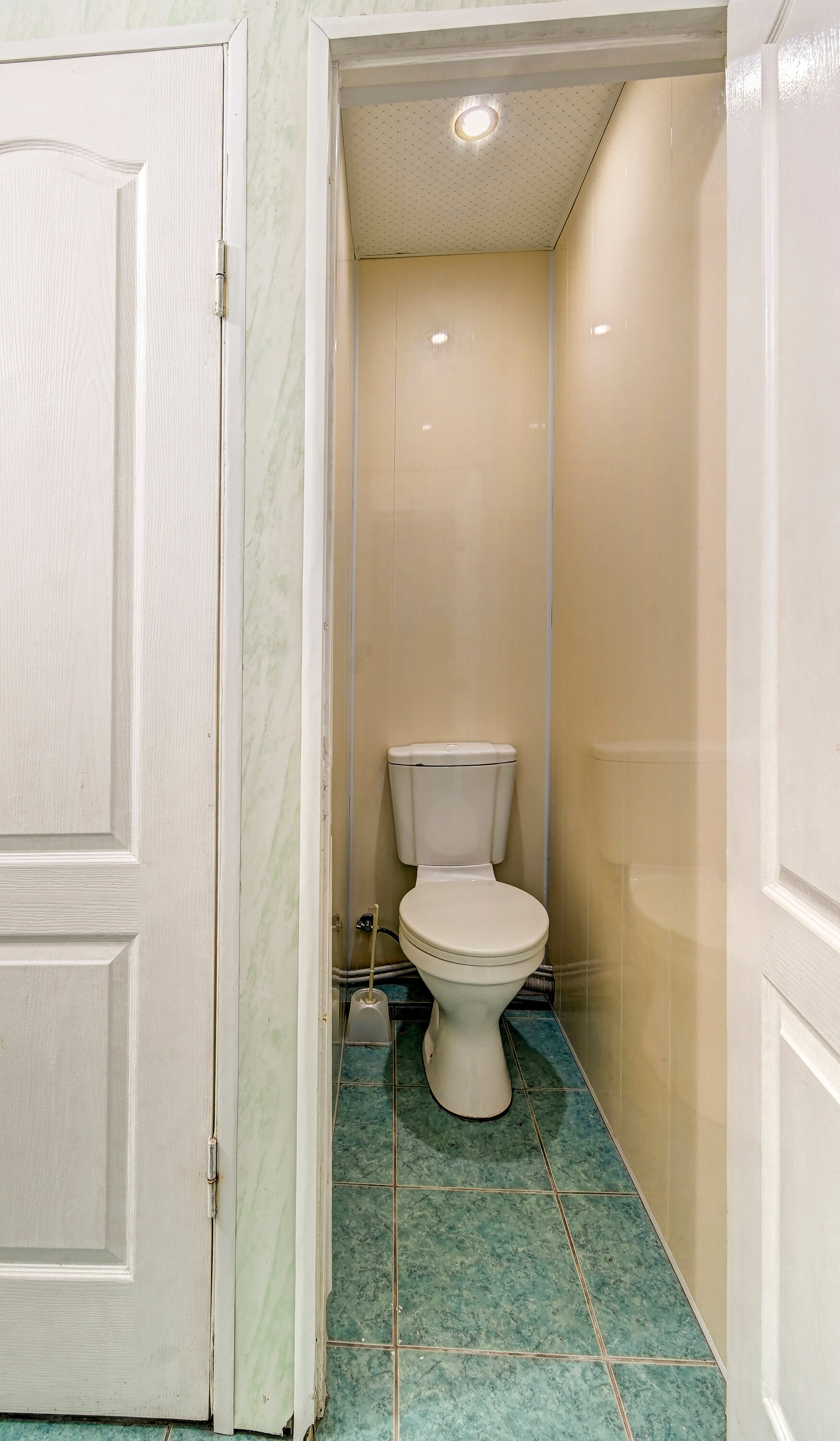 Двухместный номер эконом-класса с 2 отдельными кроватями