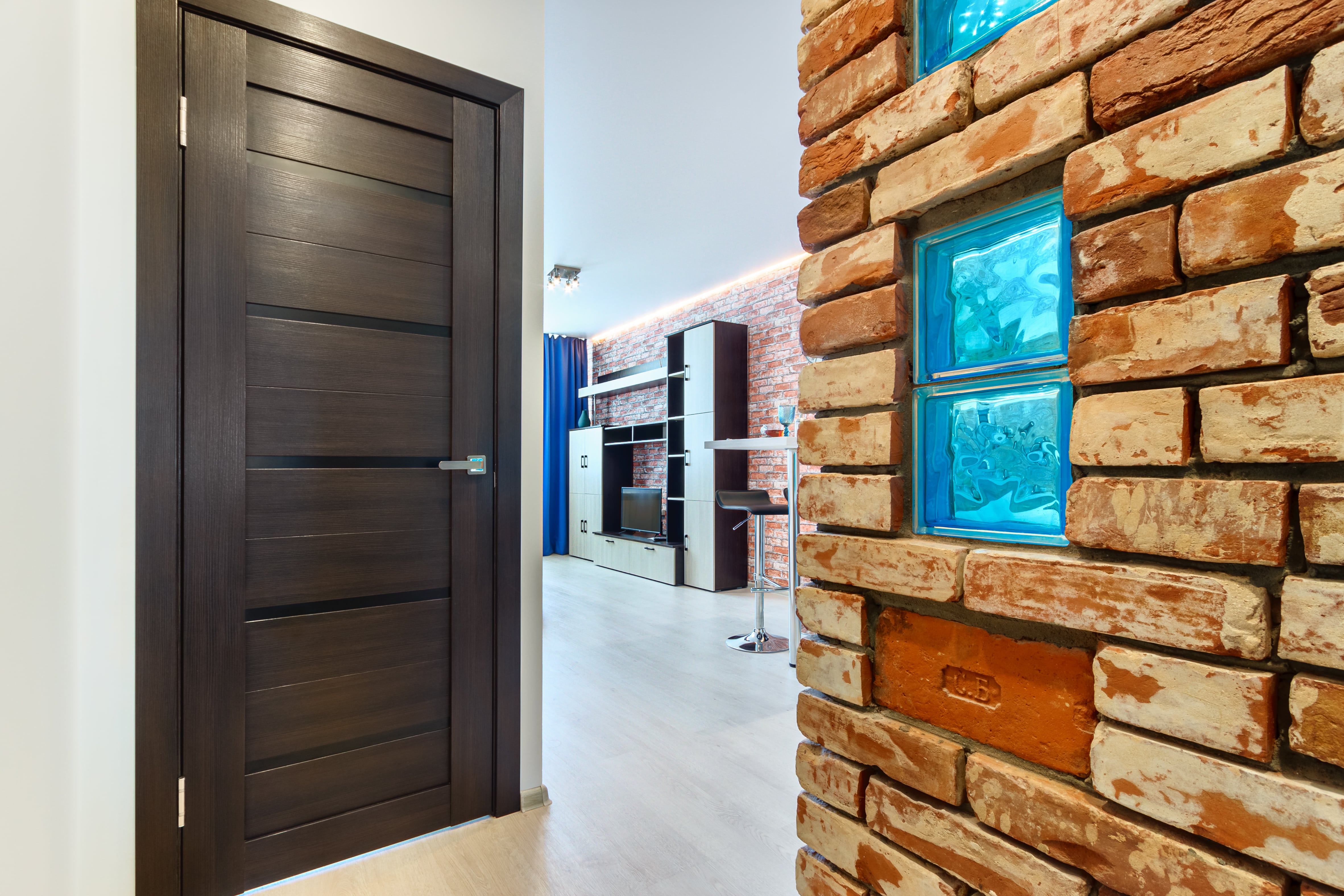 Двухкомнатные апартаменты с видом на ДОН  с лоджией, 16 этаж  ( maх. 4 человека)