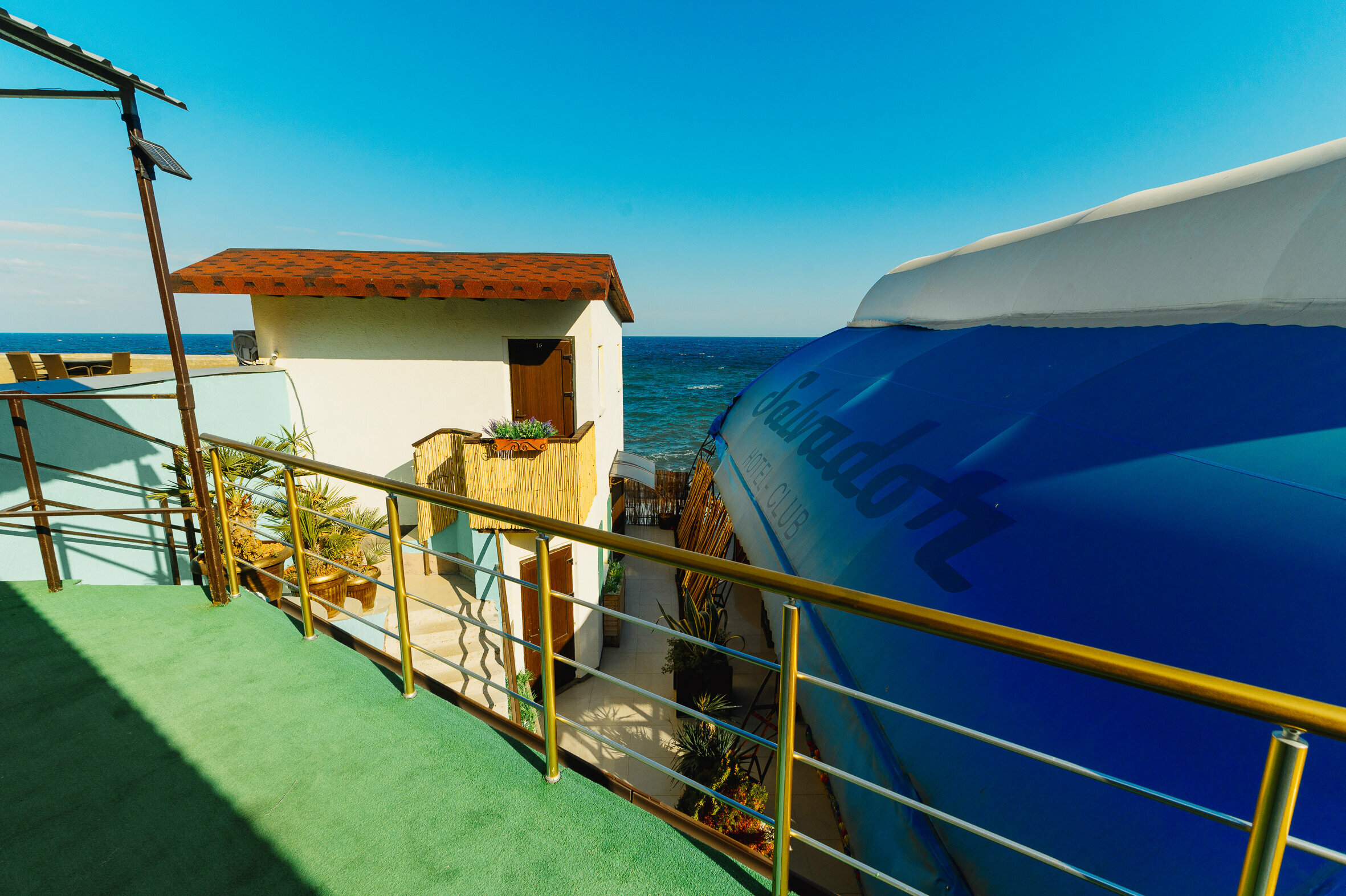 Номер-студия с видом на море