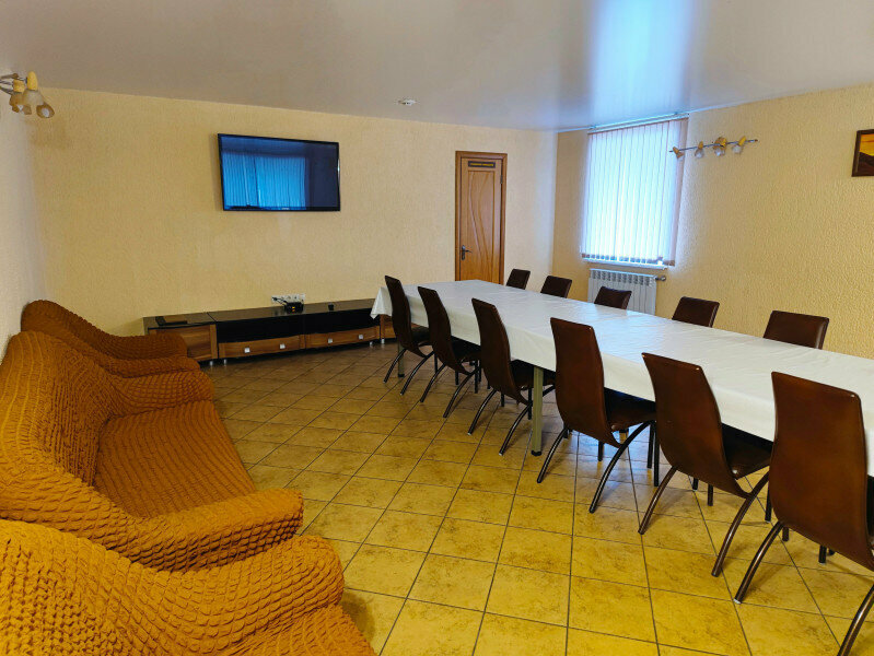 Дом с 6 спальнями