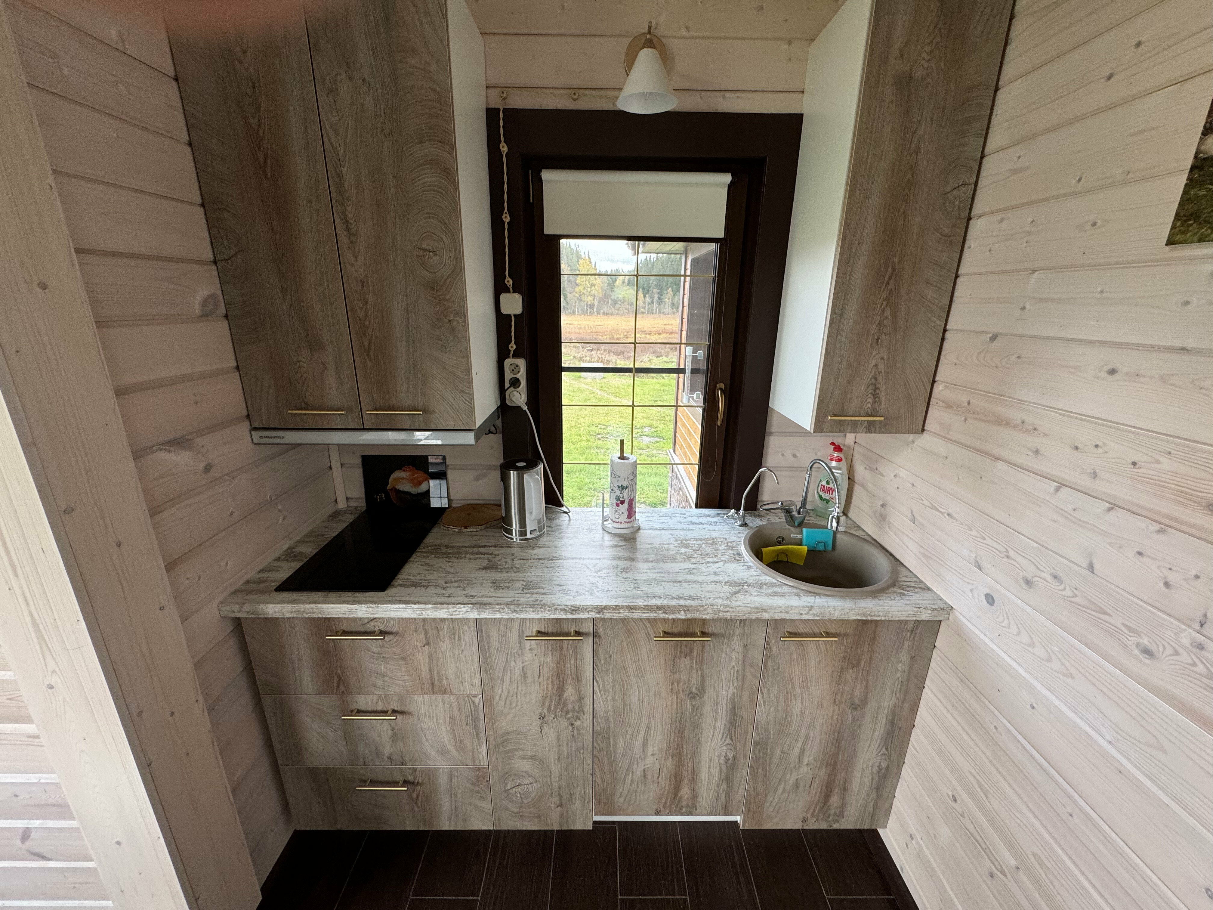 Коттедж с видом на озеро