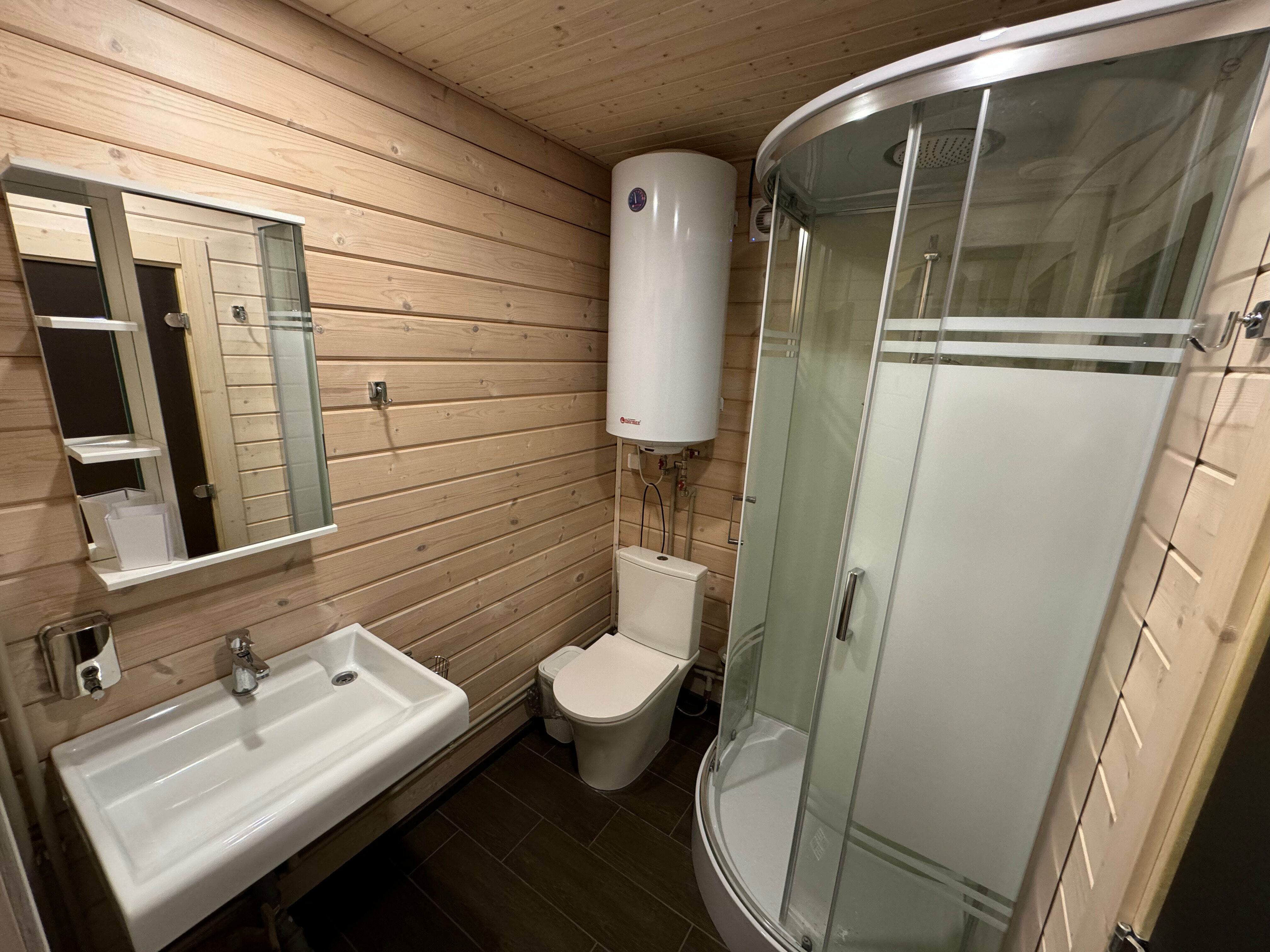 Коттедж с видом на озеро