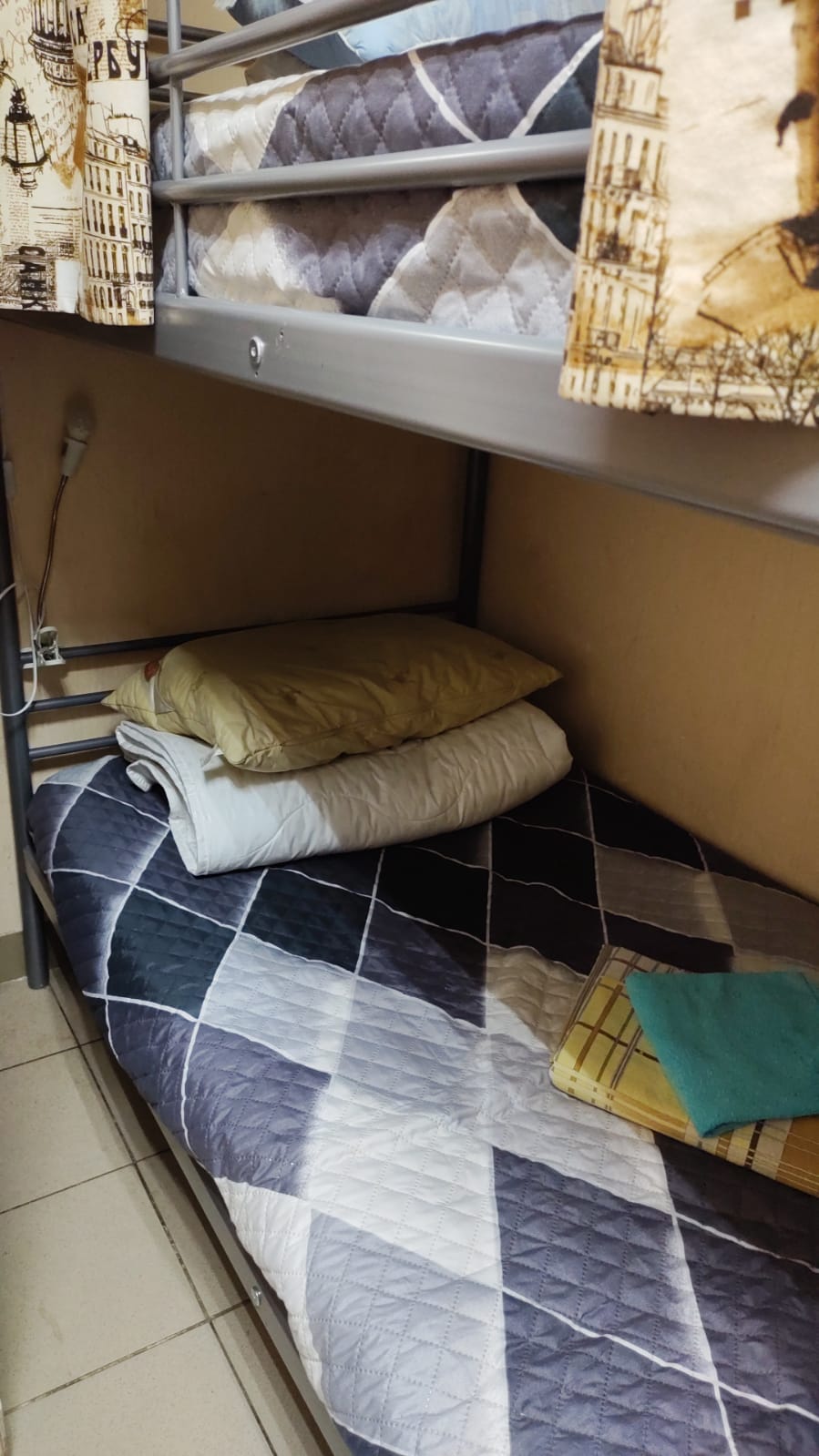 Двухуровневый четырехместный номер