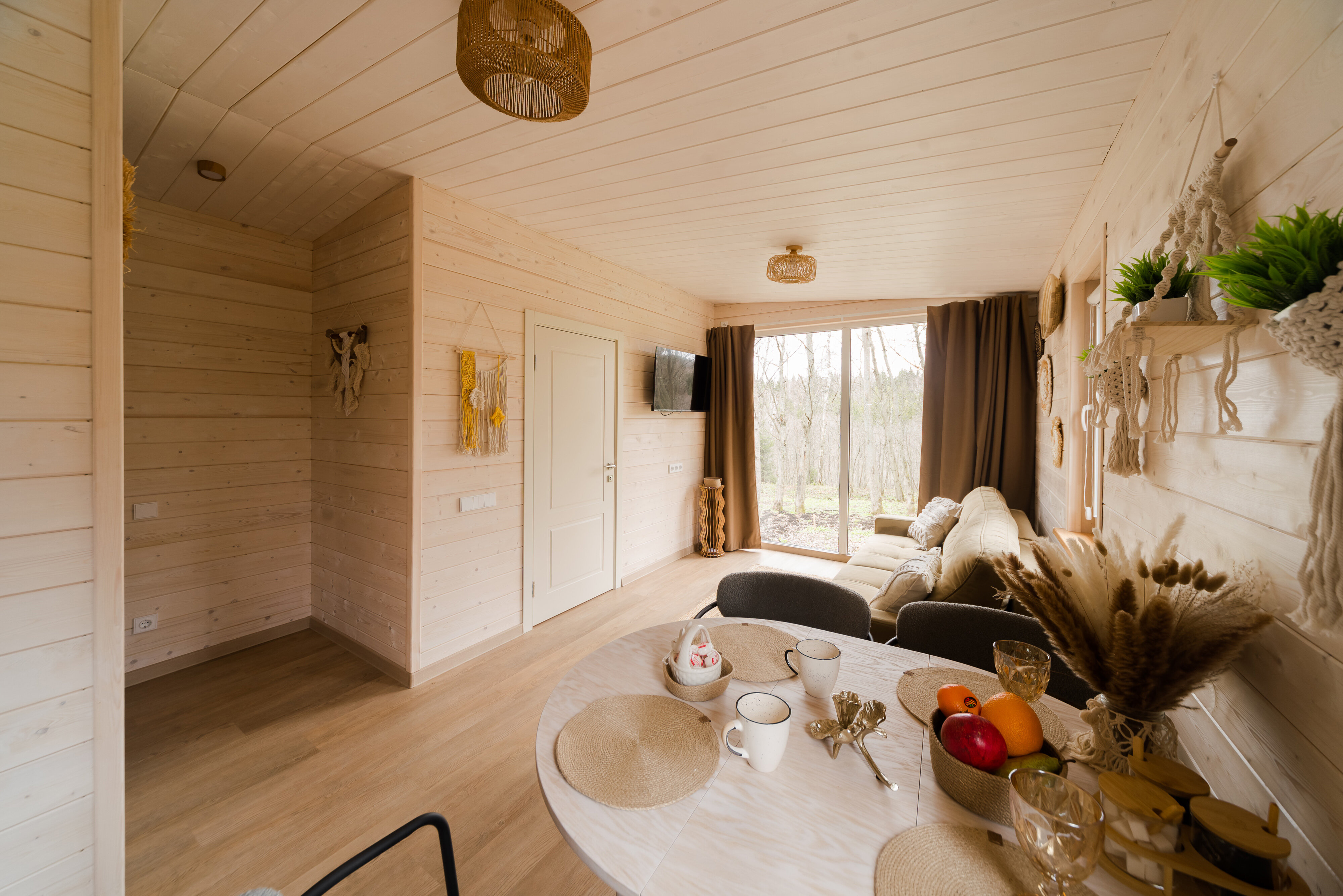 Дом с видом на лес в стиле БОХО