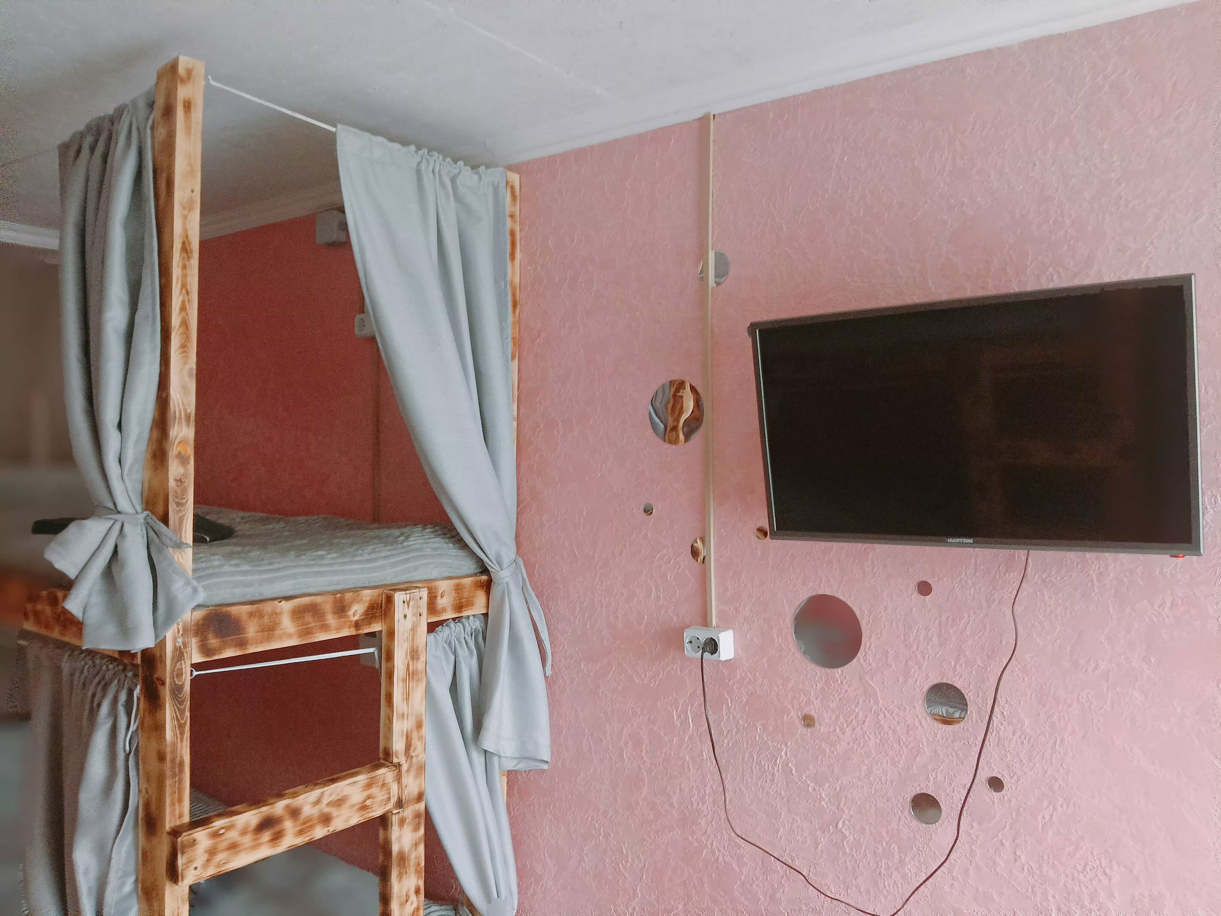 Общий 6-местный номер для мужчин и женщин