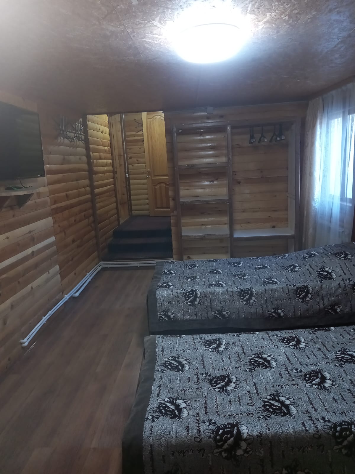 Общий 6-местный номер для мужчин и женщин