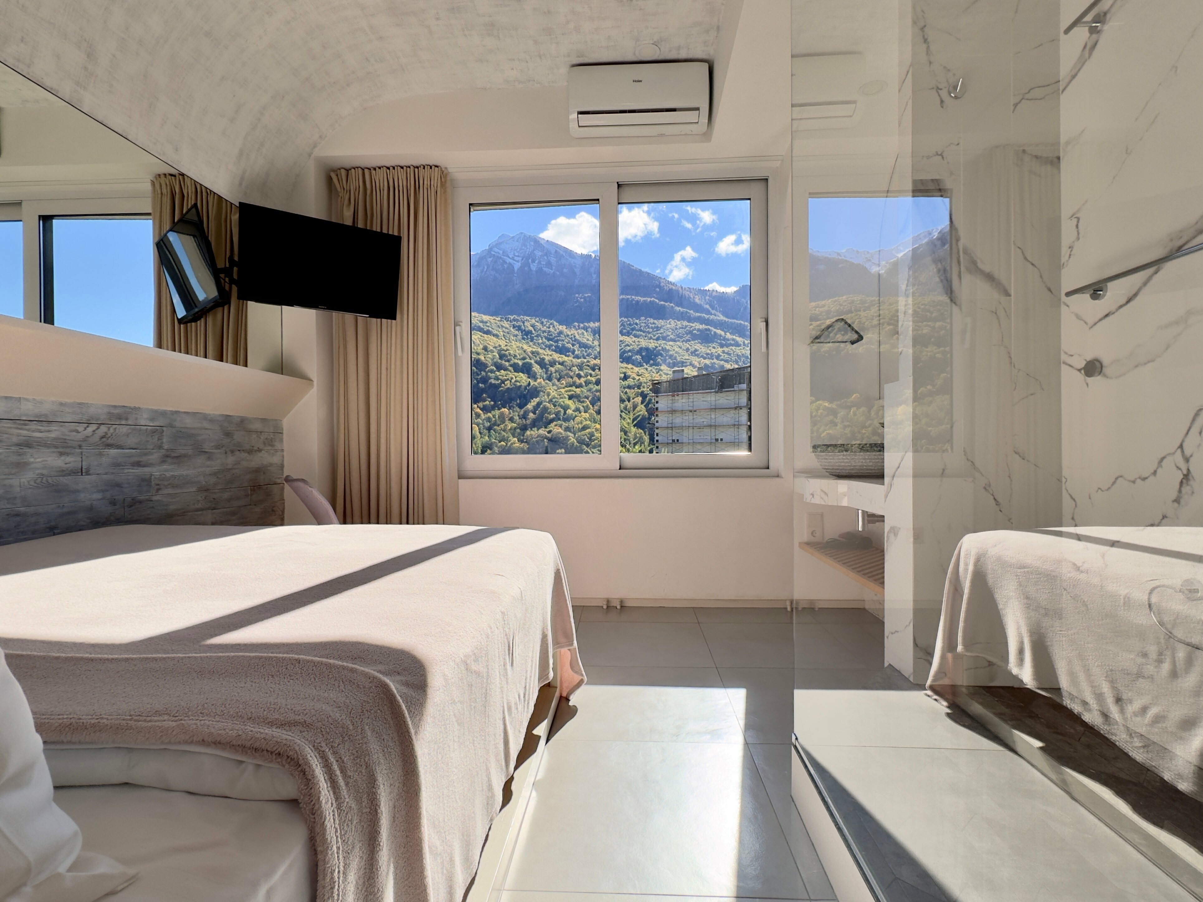 Номер-студия с видом на горы