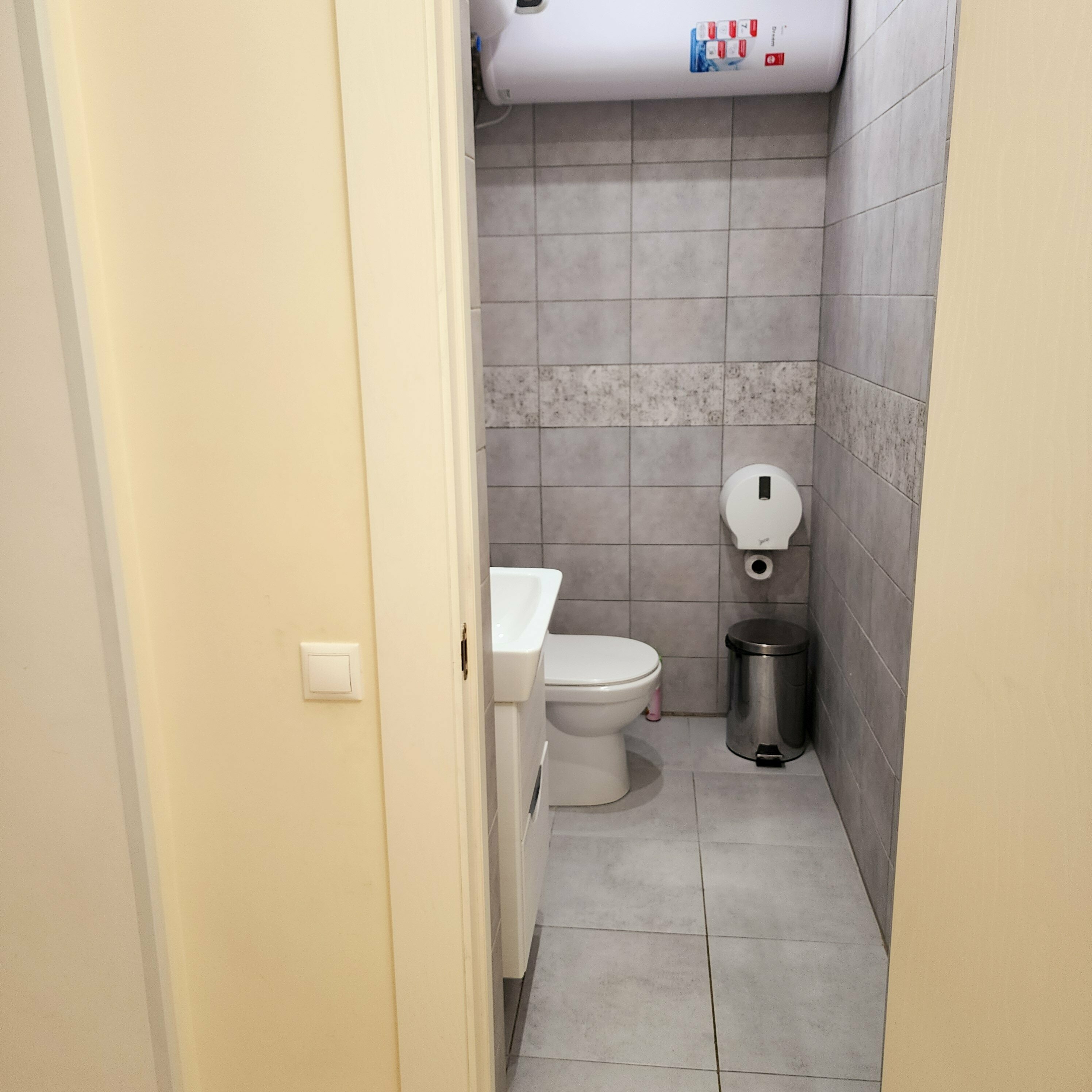 Спальное место в гостевой комнате ДЛЯ ЖЕНЩИН на 8 человек