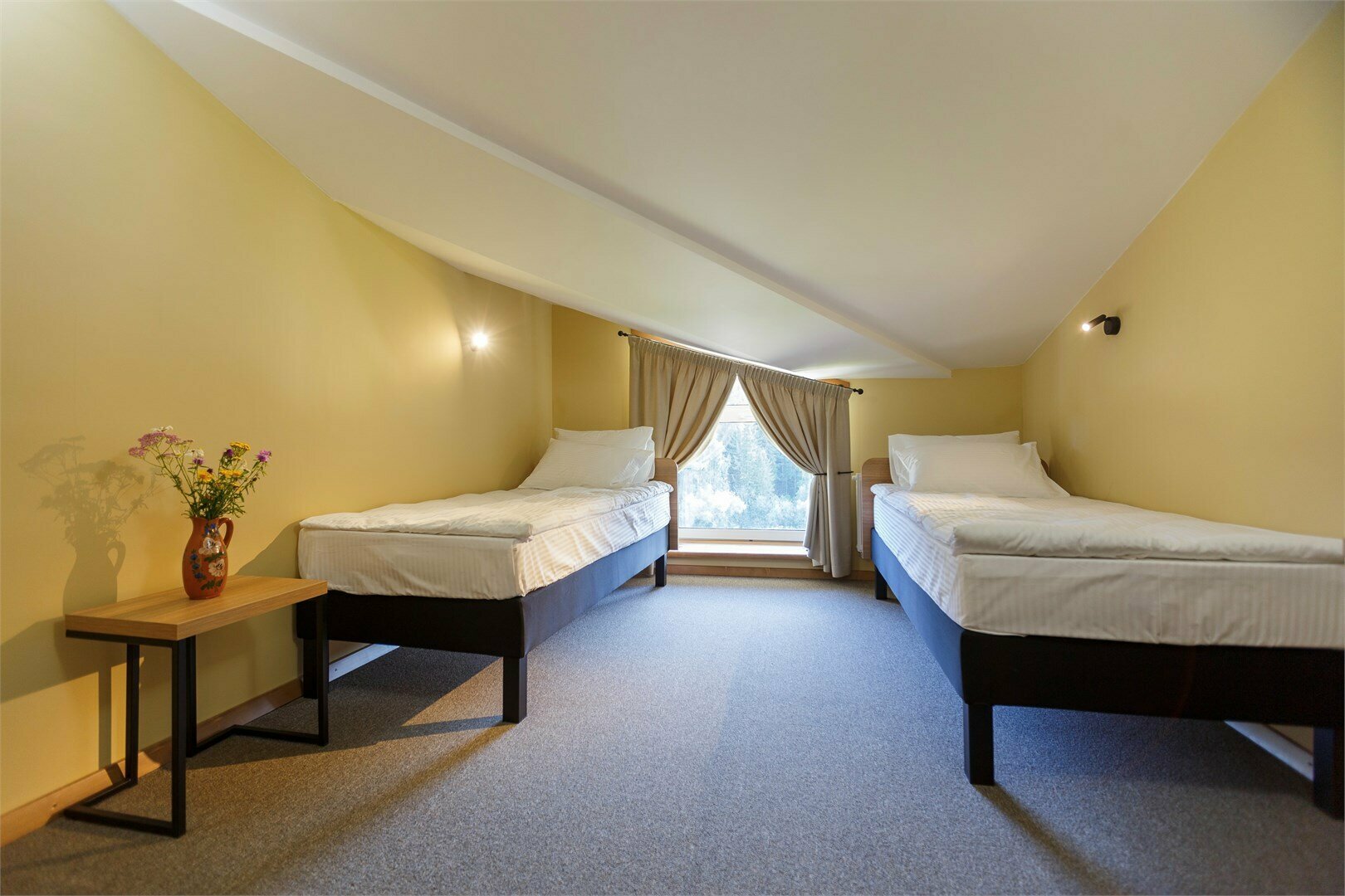 Стандарт - мансарда № 311