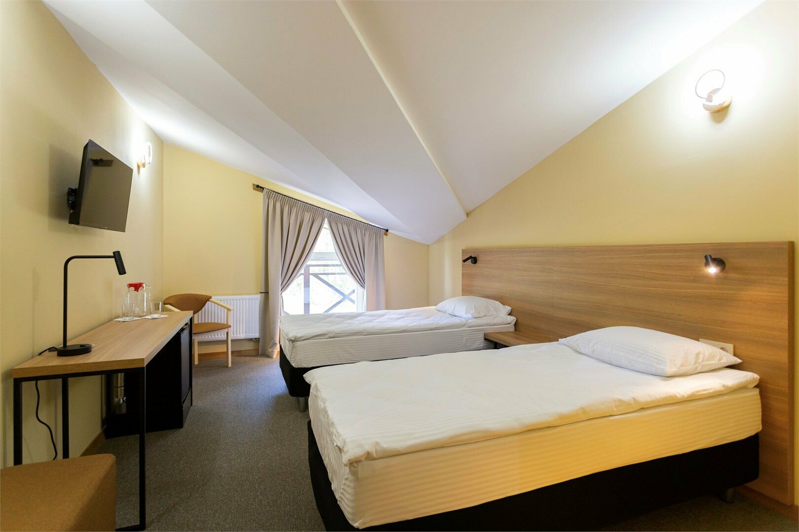 Стандарт-мансарда №304