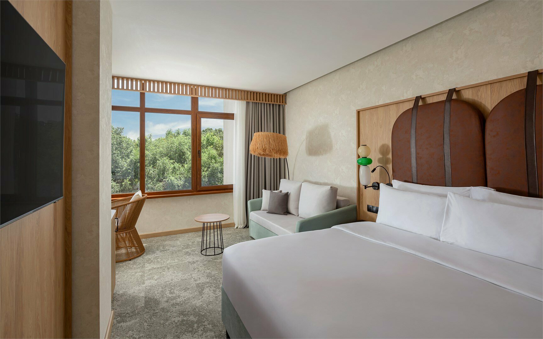 Премиум с видом на территорию отеля