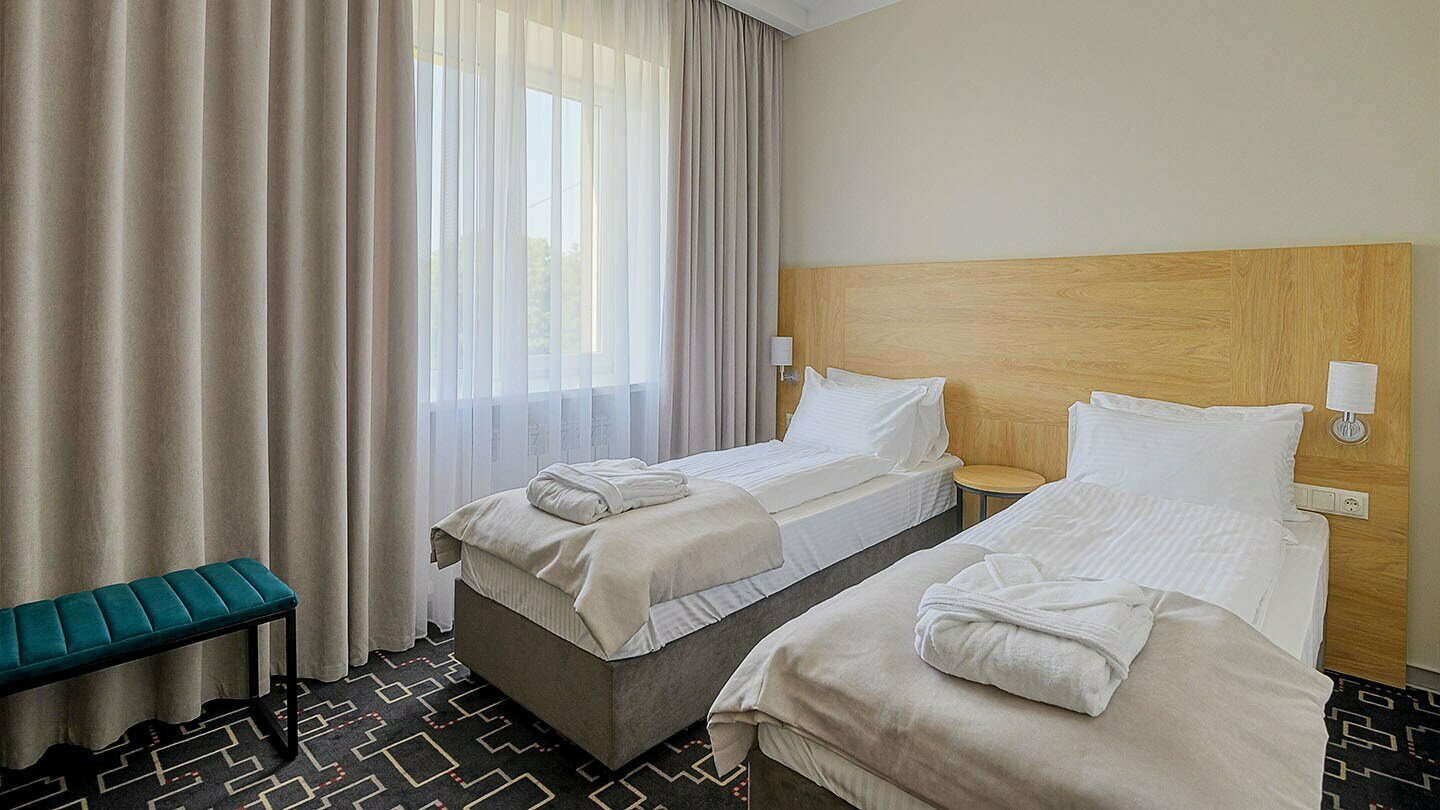 Стандарт 2-х местный с двумя отдельными кроватями или с двуспальной кроватью