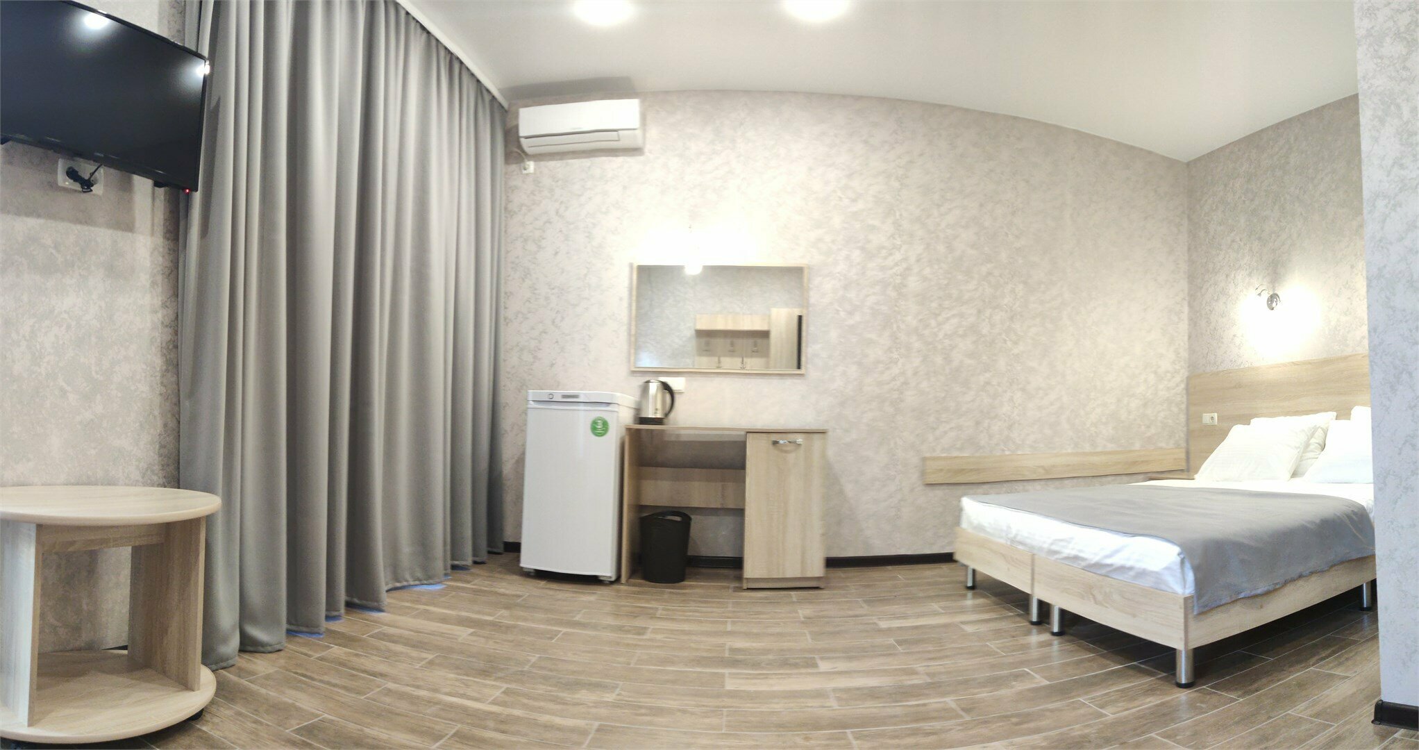 Двухместный номер с 1 кроватью или 2 отдельными кроватями и дополнительной кроватью