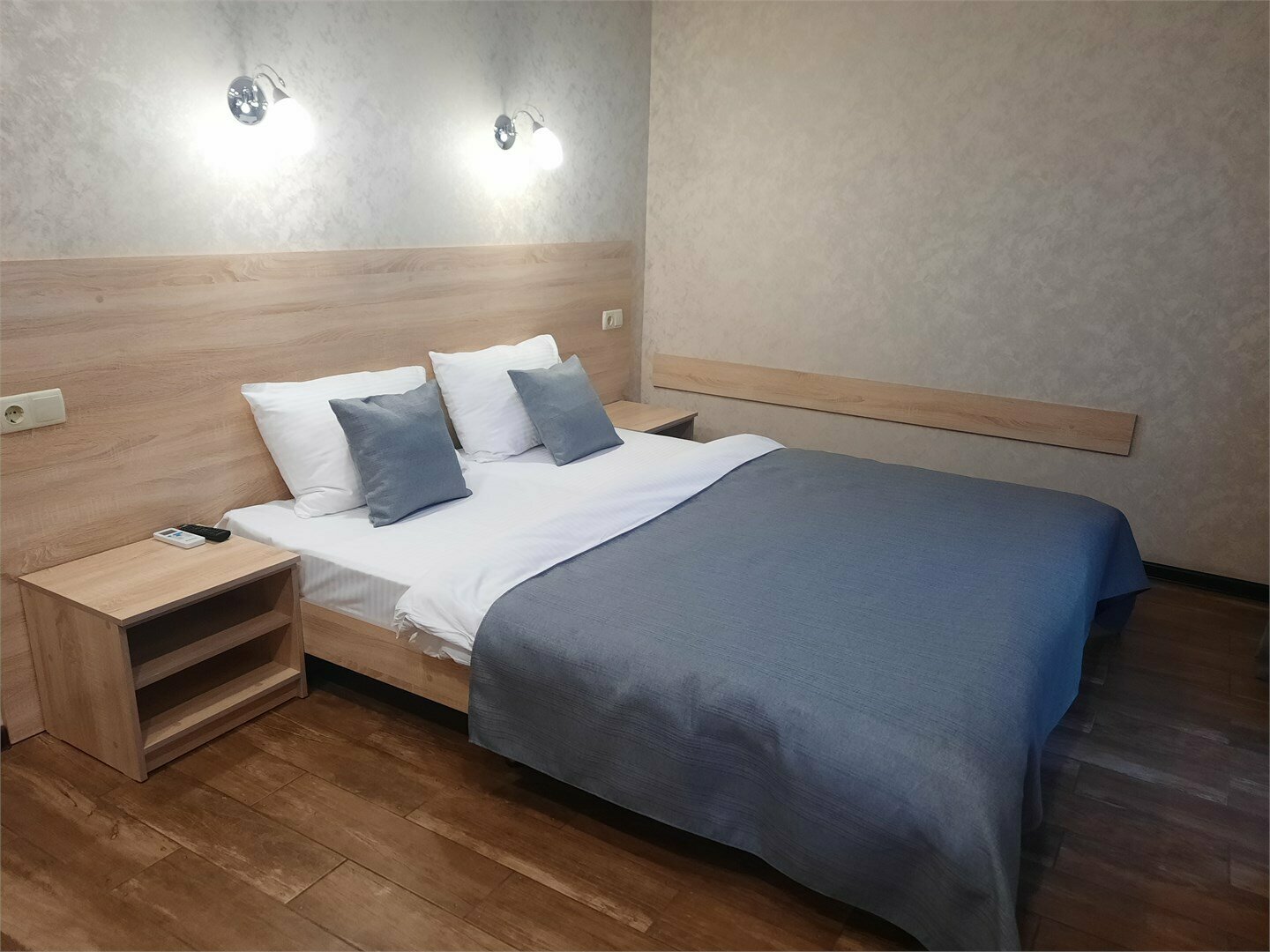 Небольшой двухместный номер с 1 кроватью