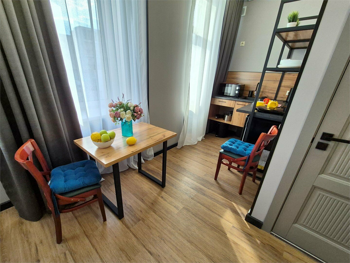 Студия с 1 двуспальной кроватью