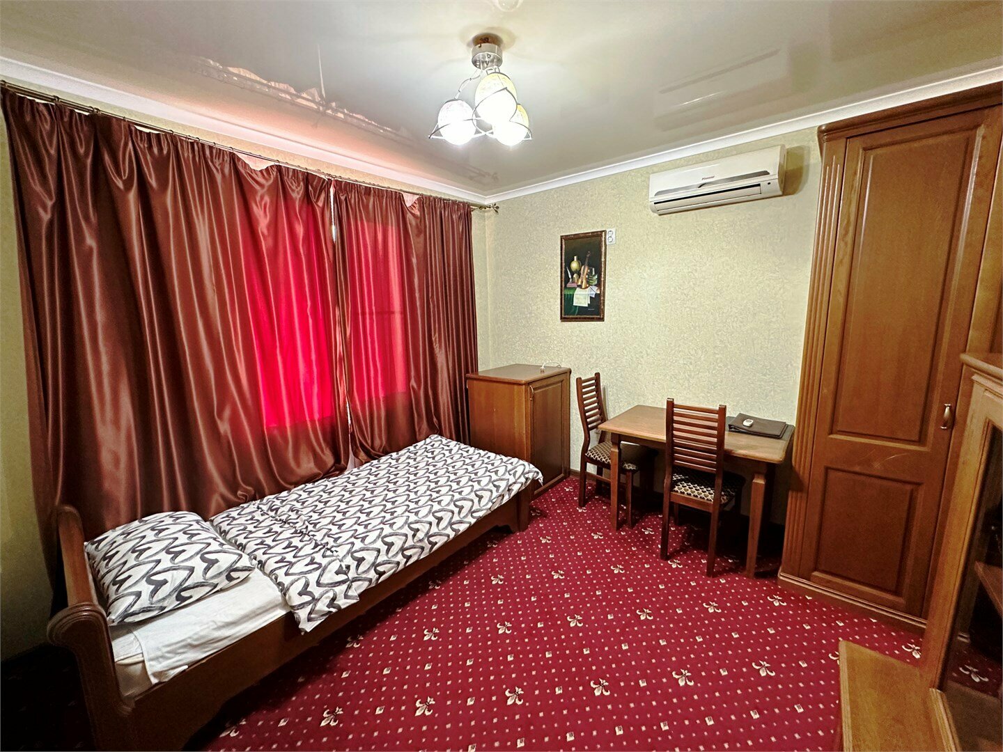 Трехместный номер полулюкс - 401