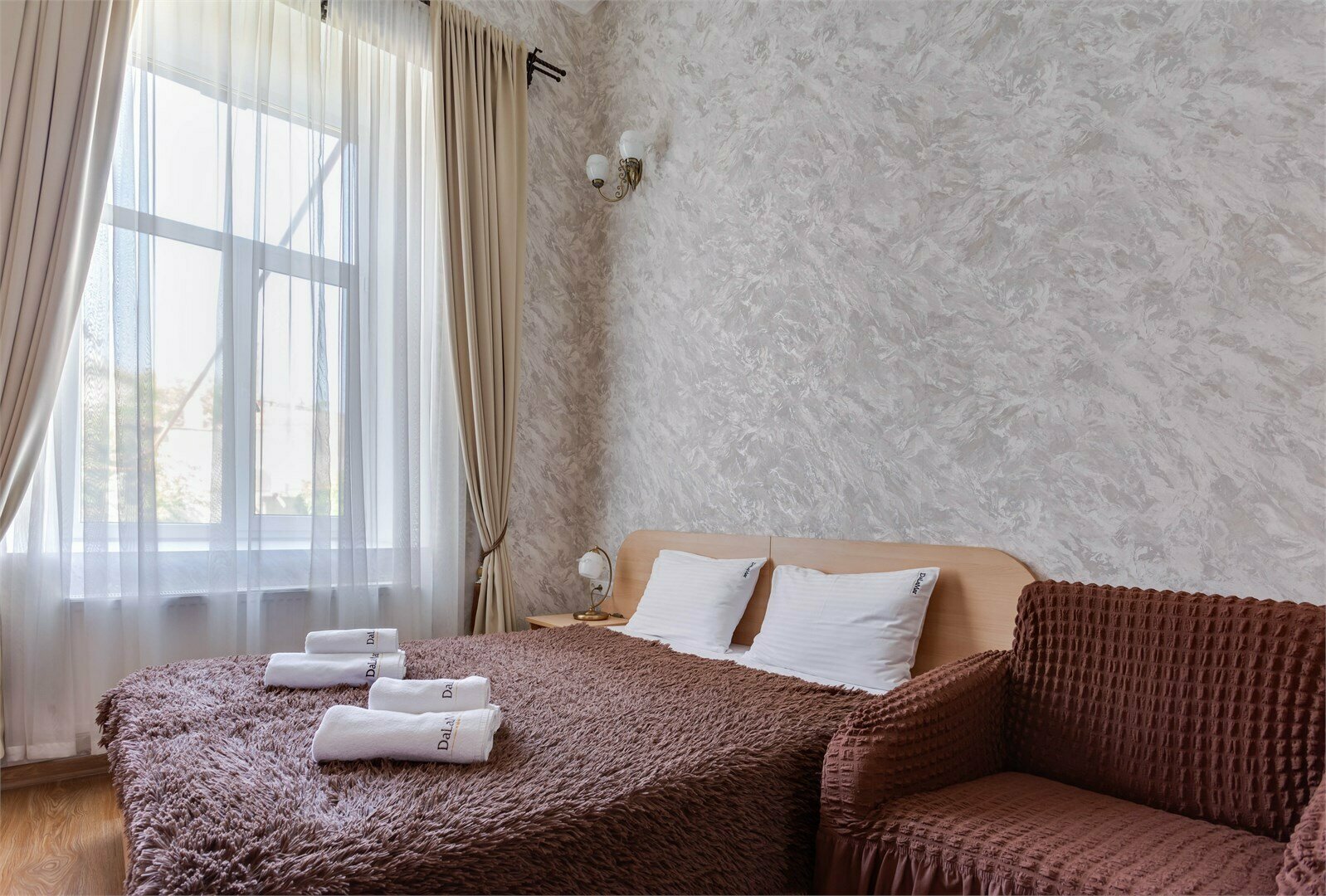 КОМН. №2 ("Комната Люкс во двор") - 17 кв.м.