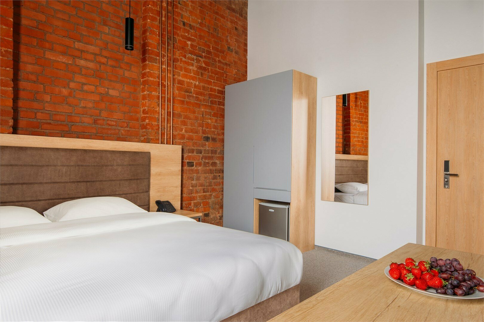 Standard  (Двухместный номер с одной двухспальной кроватью (king size)