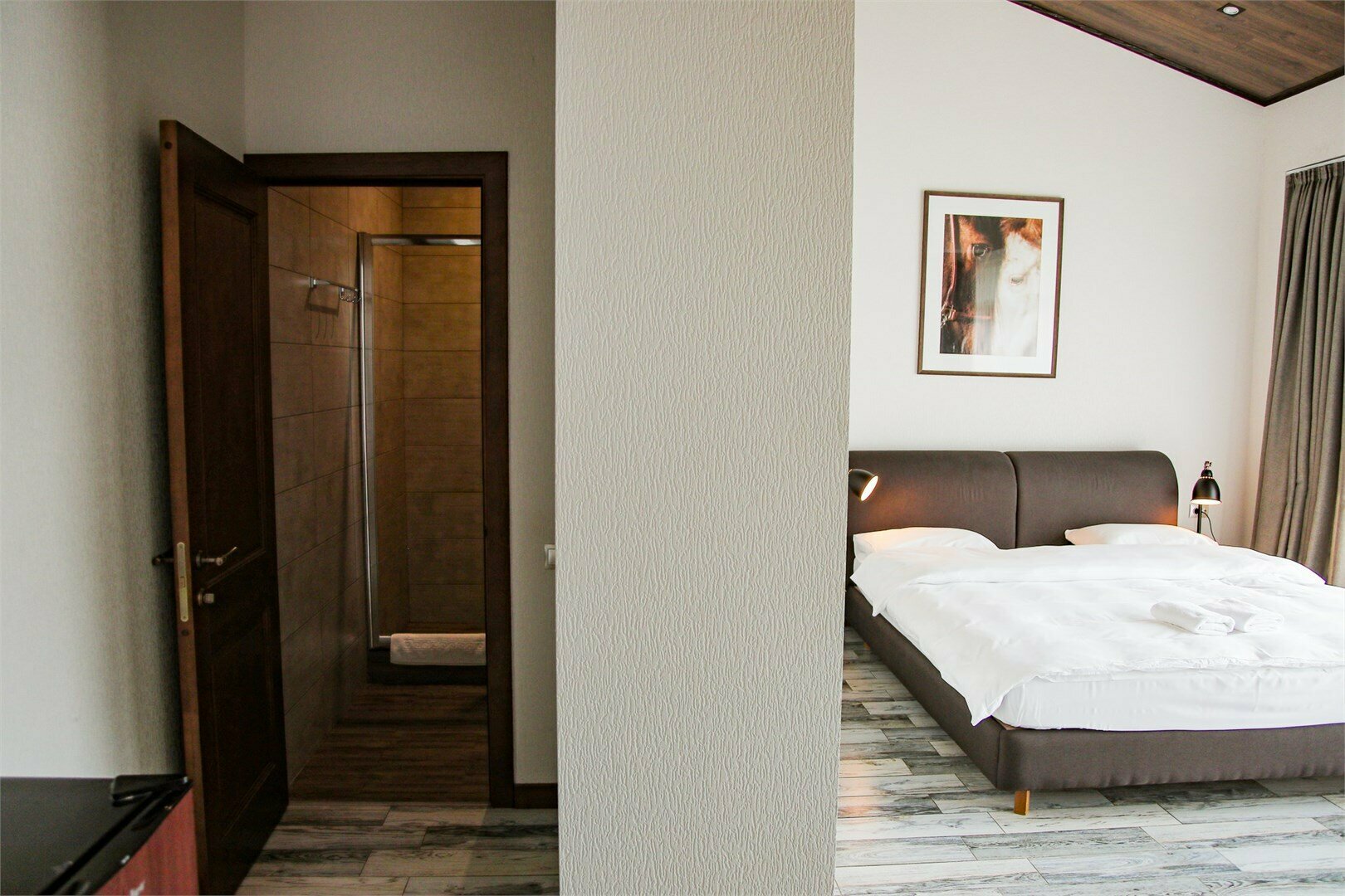 Номер с кроватью размера «queen-size»