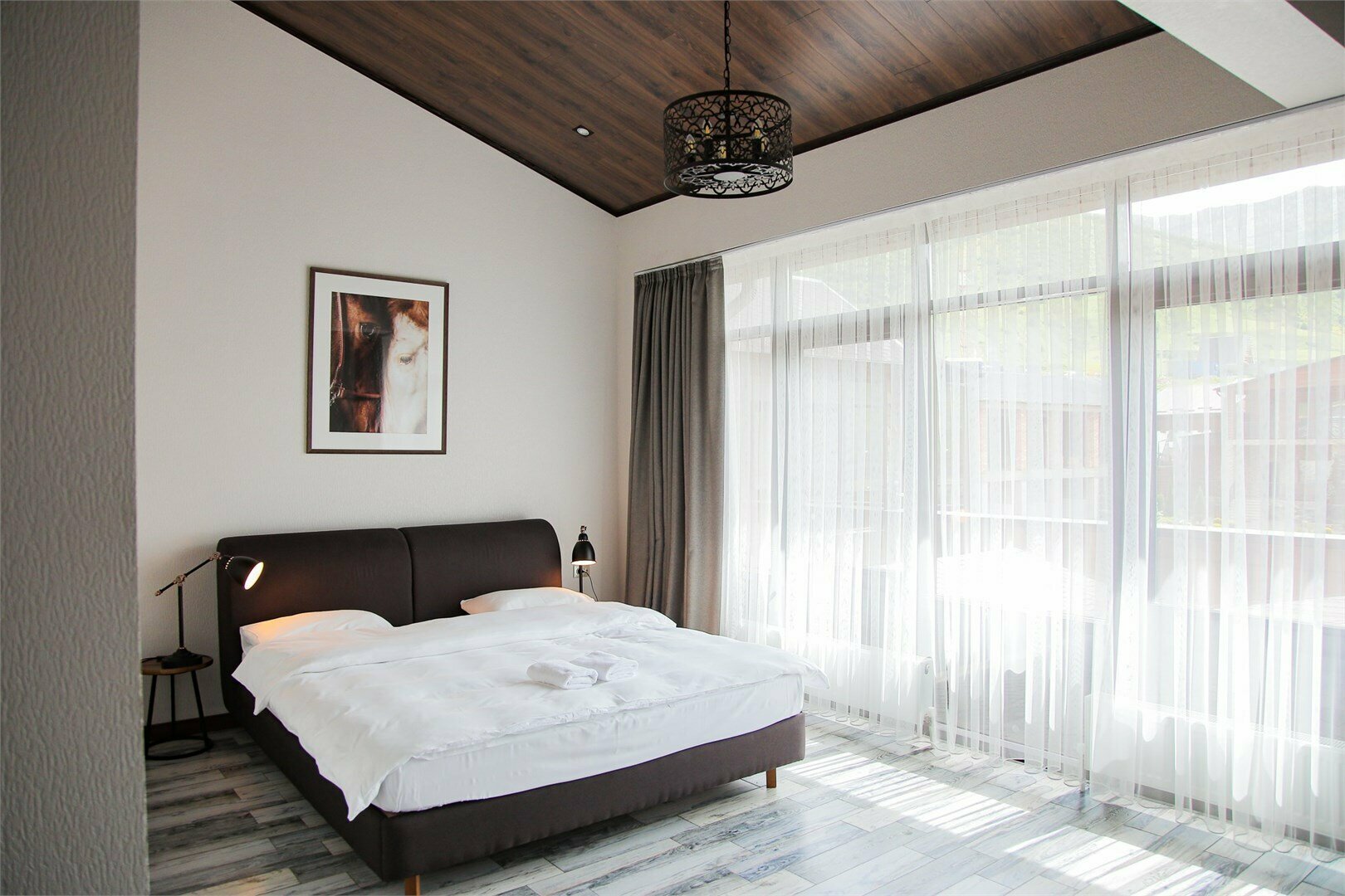 Номер с кроватью размера «queen-size»