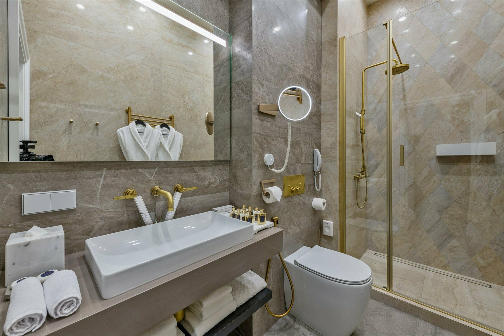 Стандарт с двуспальной кроватью