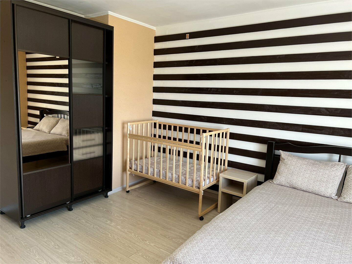 Двухкомнатный "Красный" 2 эт