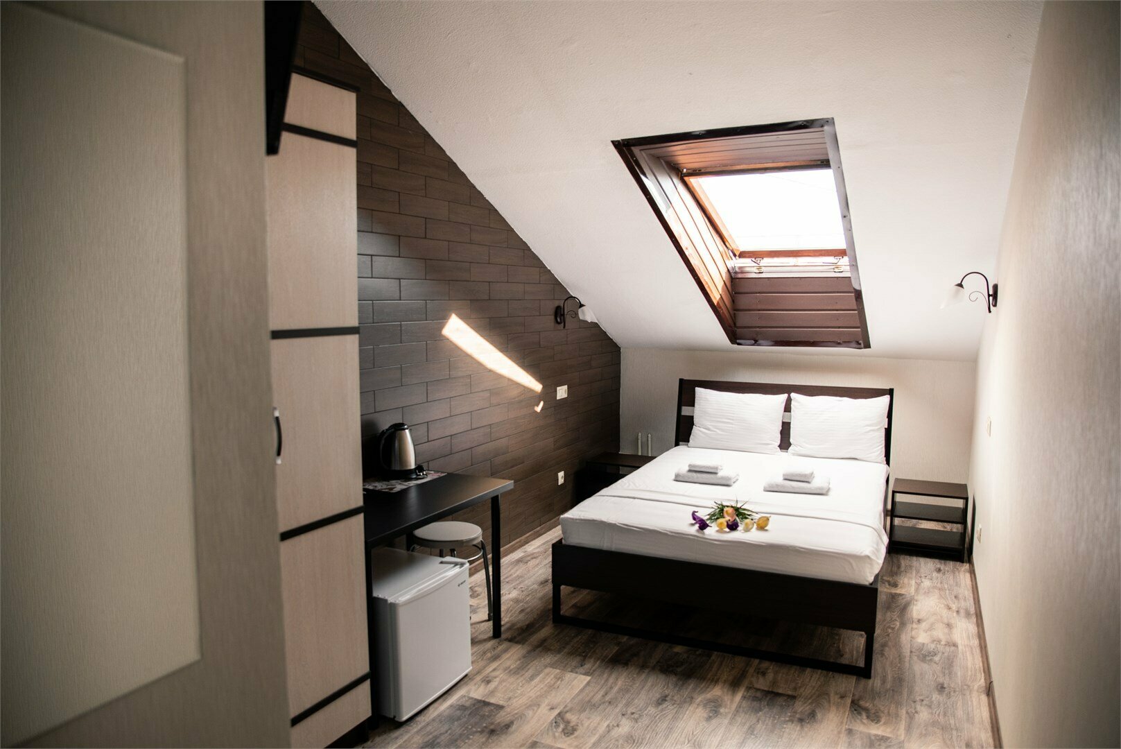 Двухместный номер Комфорт (5 этаж без лифта)