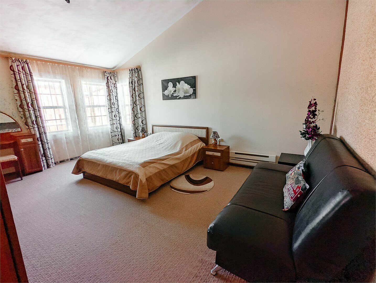 Улучшенный двухместный номер с 1 кроватью