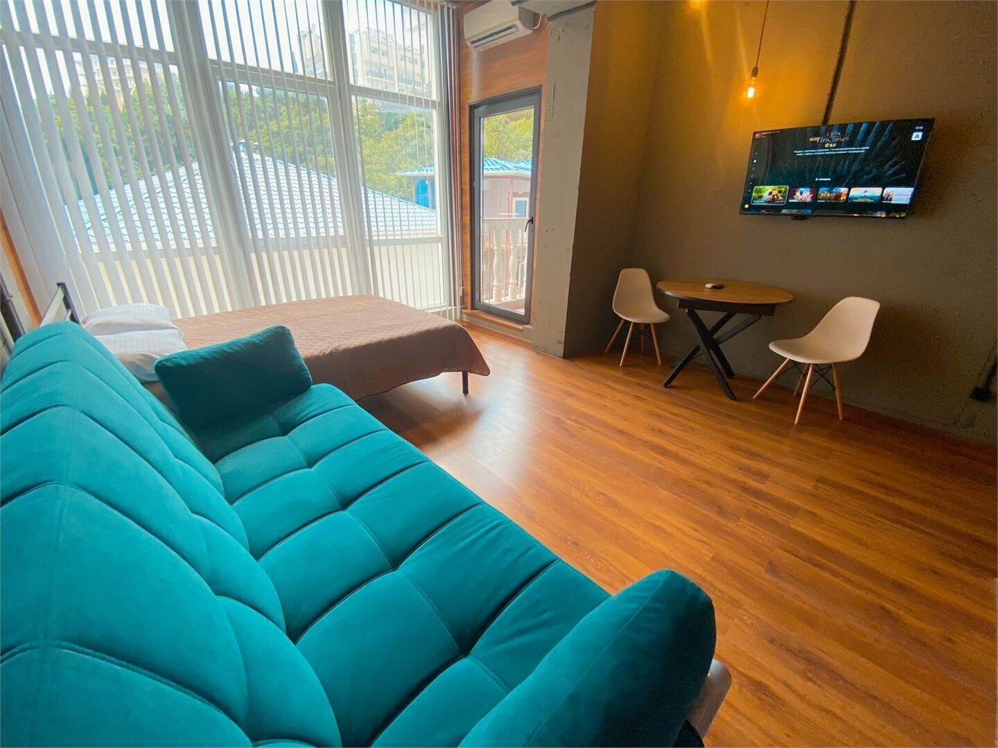 Апартамент студия  боковой с балконом № 71