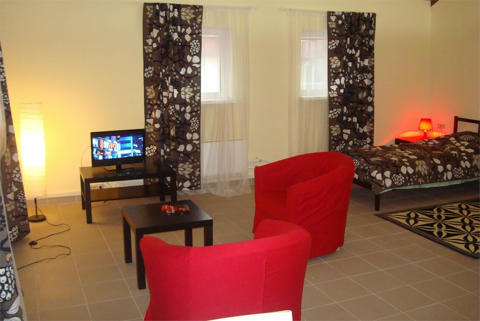 Трехместный номер с основными удобствами