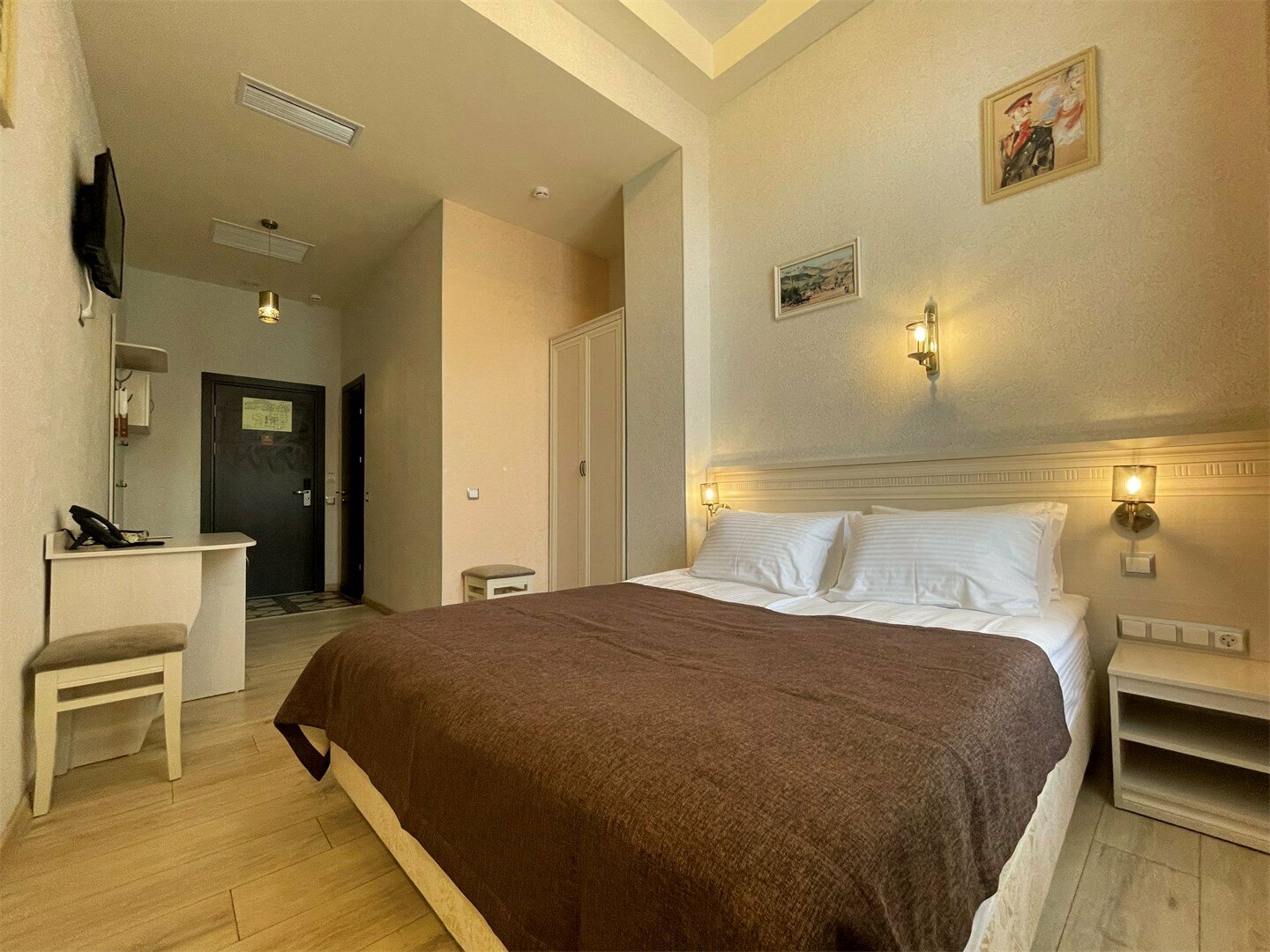 Улучшенный двухместный номер с 1 кроватью