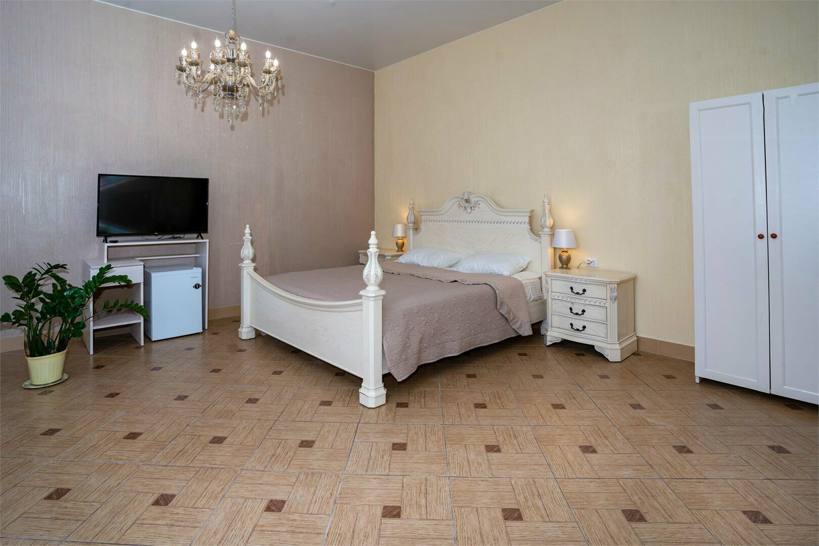 Номер Делюкс