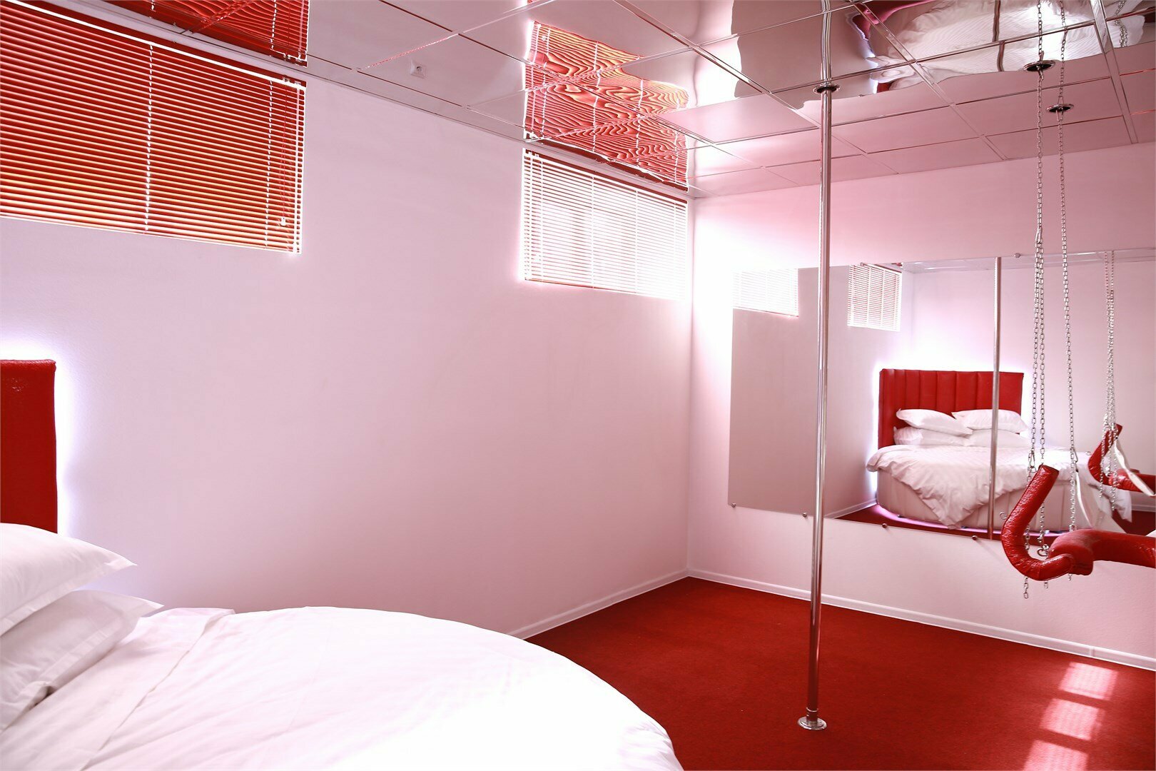 Делюкс красный