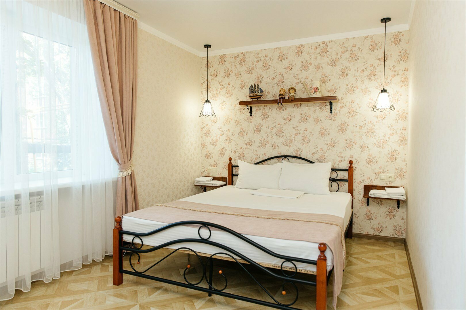 Номер с двуспальной  кроватью