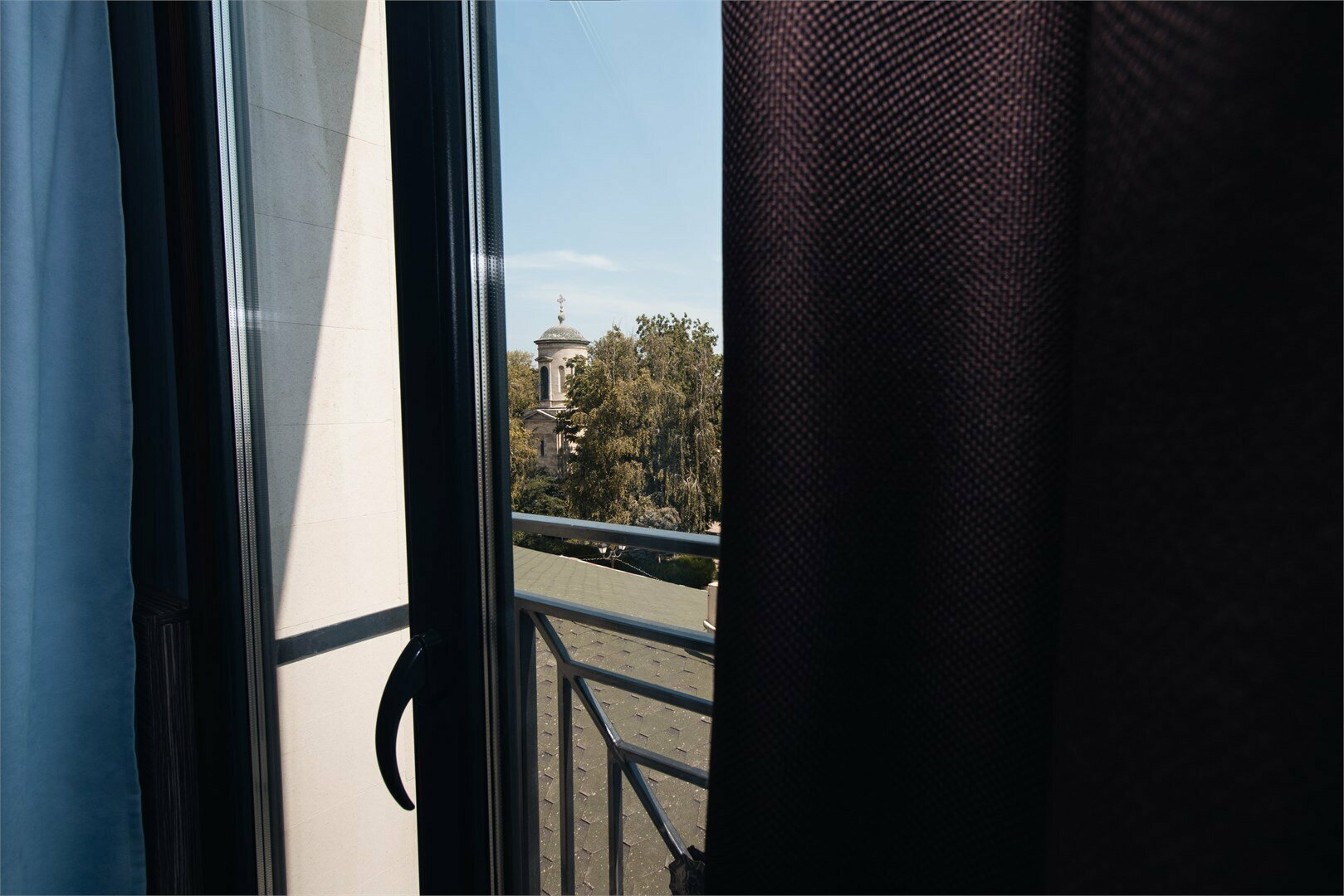 Семейный Модерн с видом на море