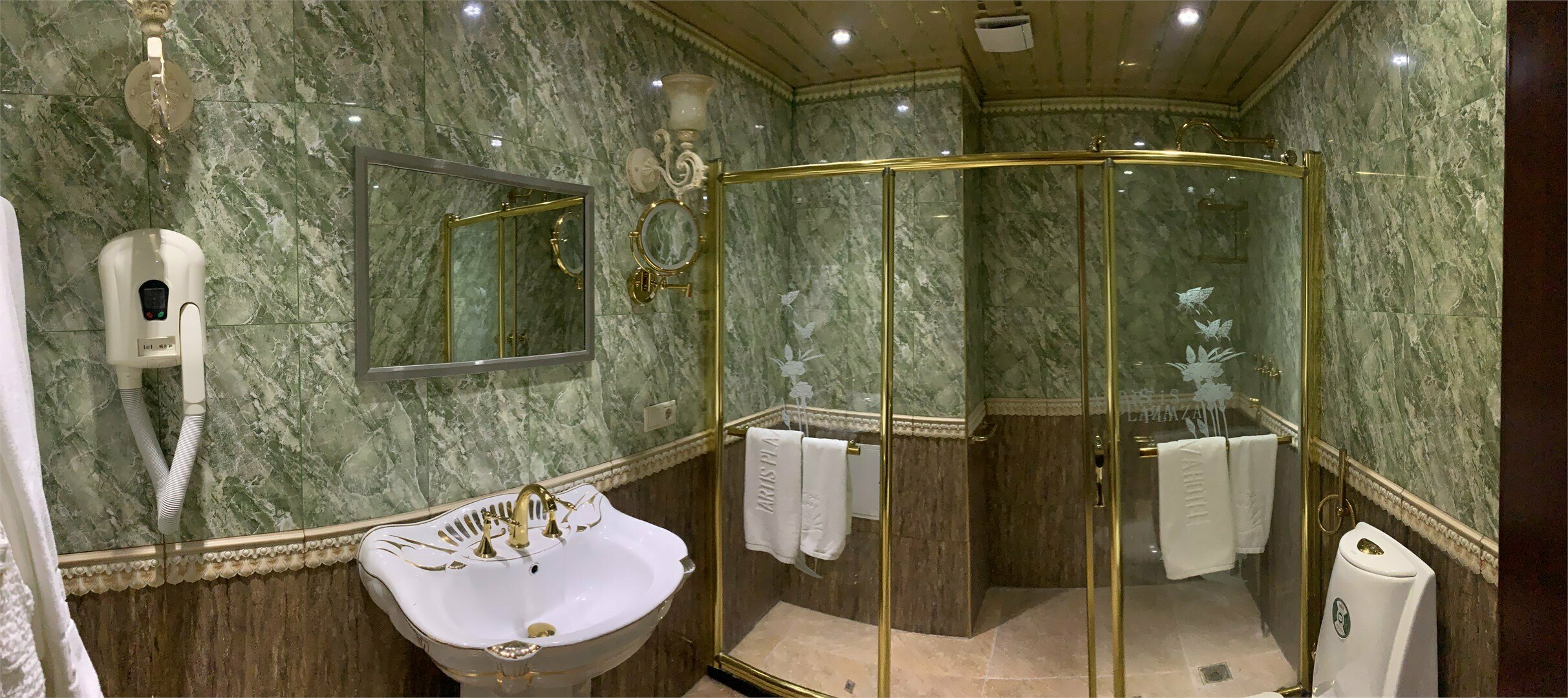 Стандартный двухместный номер с 1 кроватью или 2 отдельными кроватями