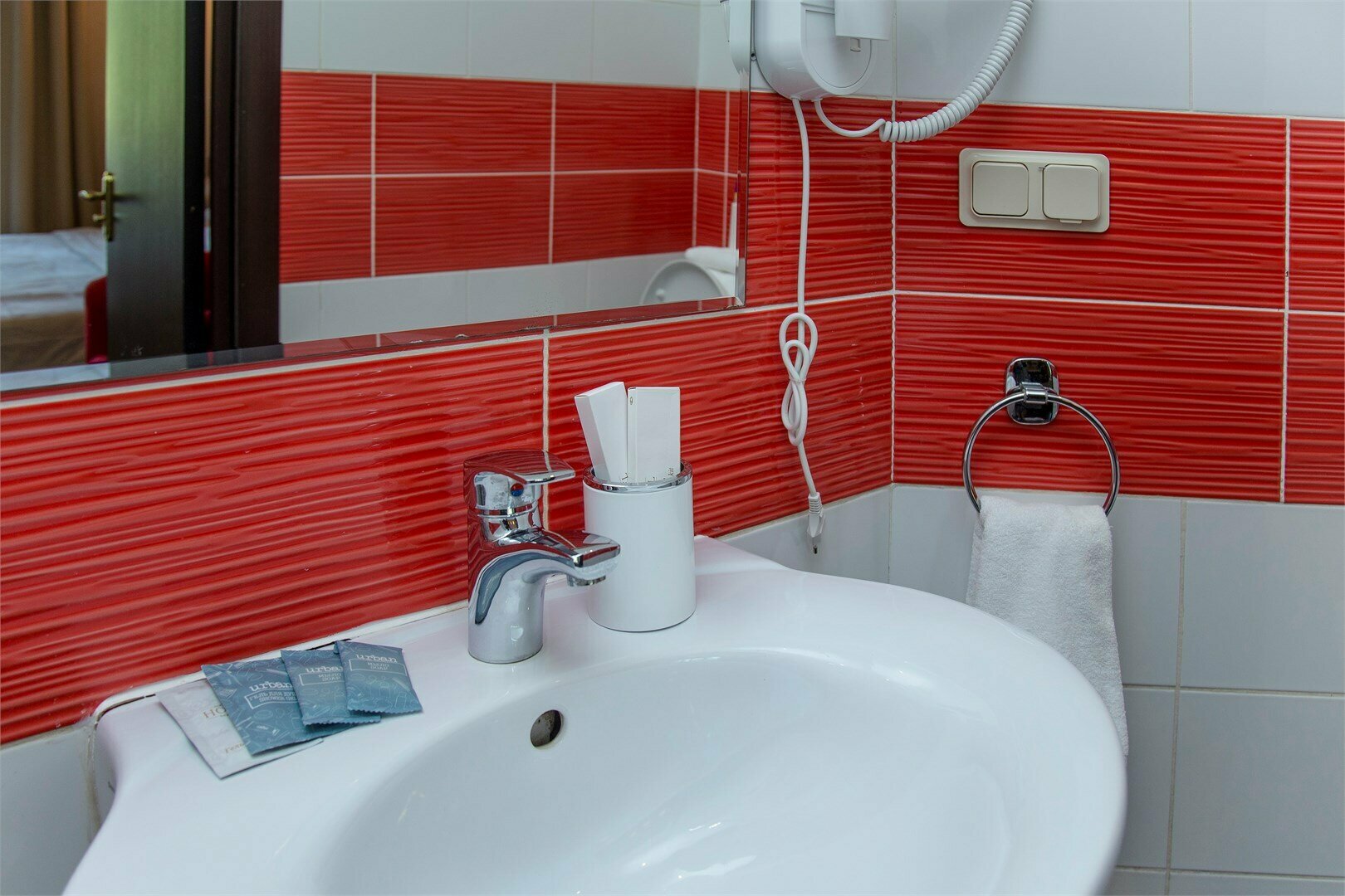 Двухместный номер с 1 кроватью или 2 отдельными кроватями, вид на канал