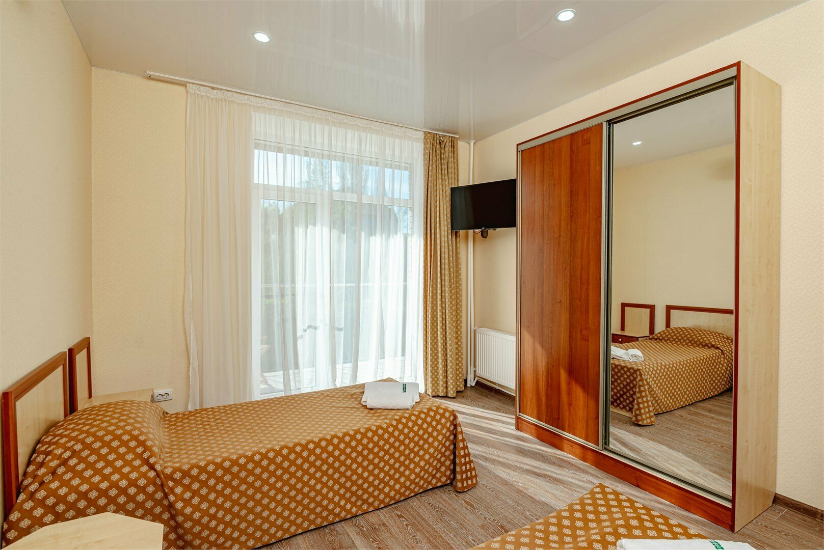 Двухместный номер с 1 кроватью или 2 отдельными кроватями и балконом